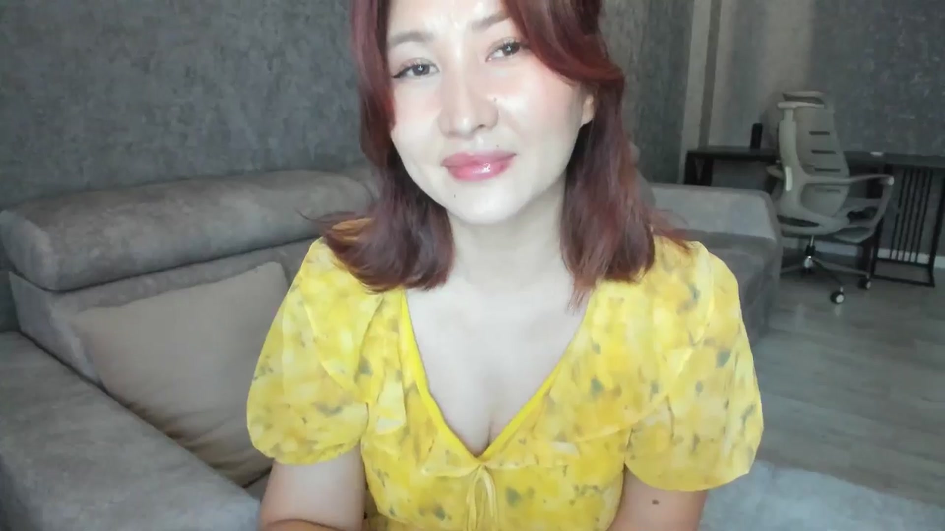Gallery image thumbnail from Elfleur's myfreecams stream on, 08/07/2025, 10:04 image 7 of 20