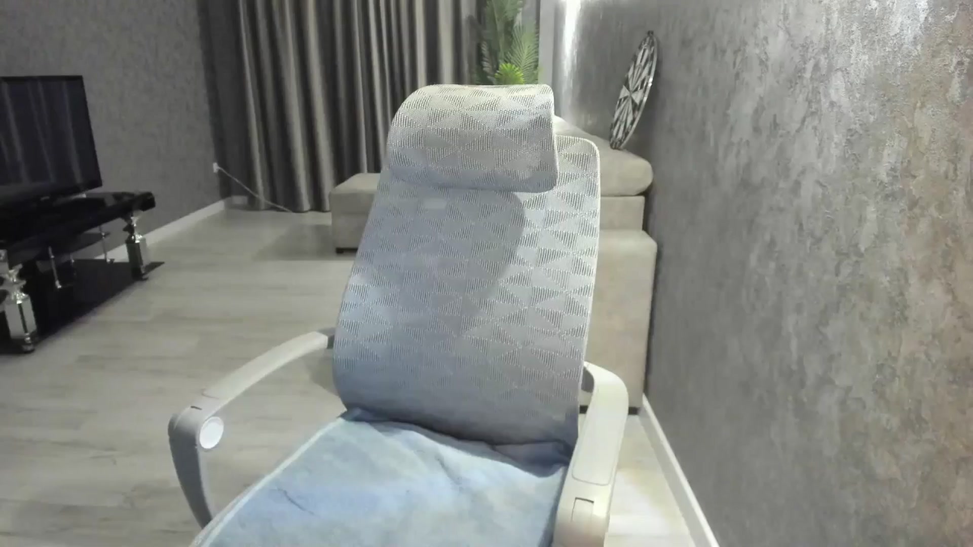 Gallery image thumbnail from Elfleur's myfreecams stream on, 08/15/2025, 17:14 image 3 of 20