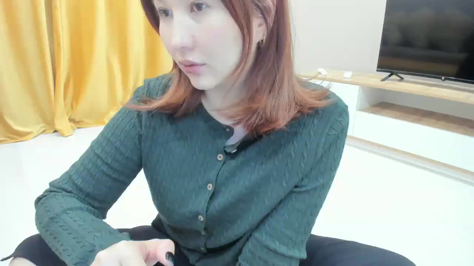 Gallery image thumbnail from Elfleur's myfreecams stream on, 09/13/2025, 22:11 image 4 of 20