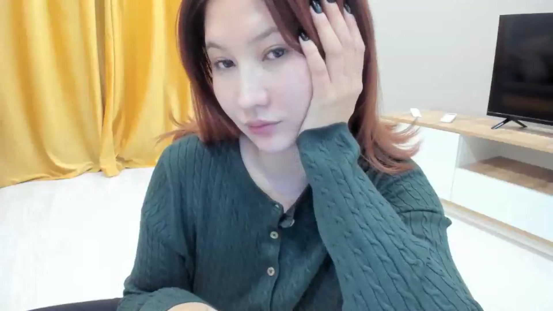 Gallery image thumbnail from Elfleur's myfreecams stream on, 09/14/2025, 01:03 image 10 of 20