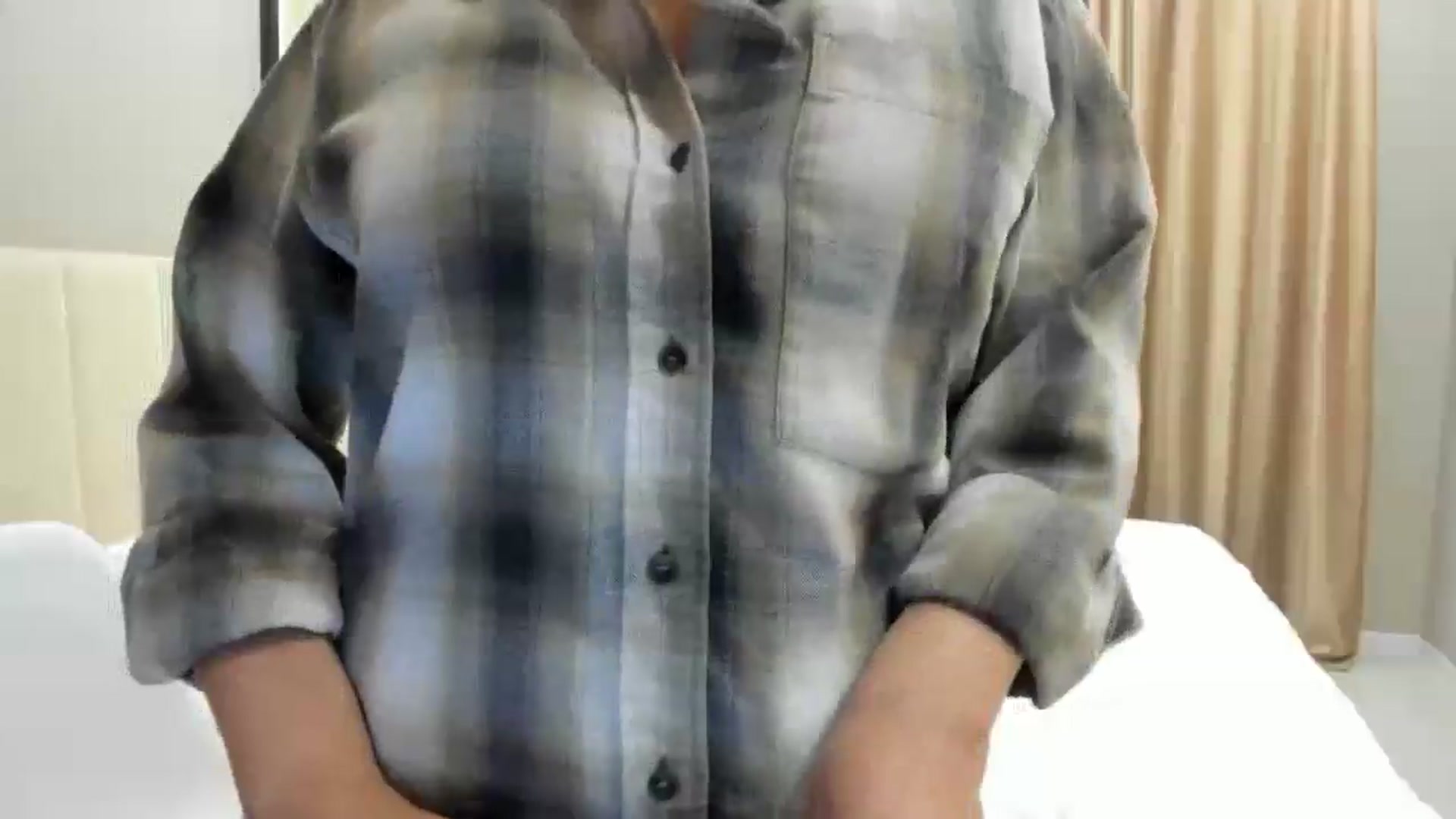 Gallery image thumbnail from Elfleur's myfreecams stream on, 09/14/2025, 19:53 image 17 of 20