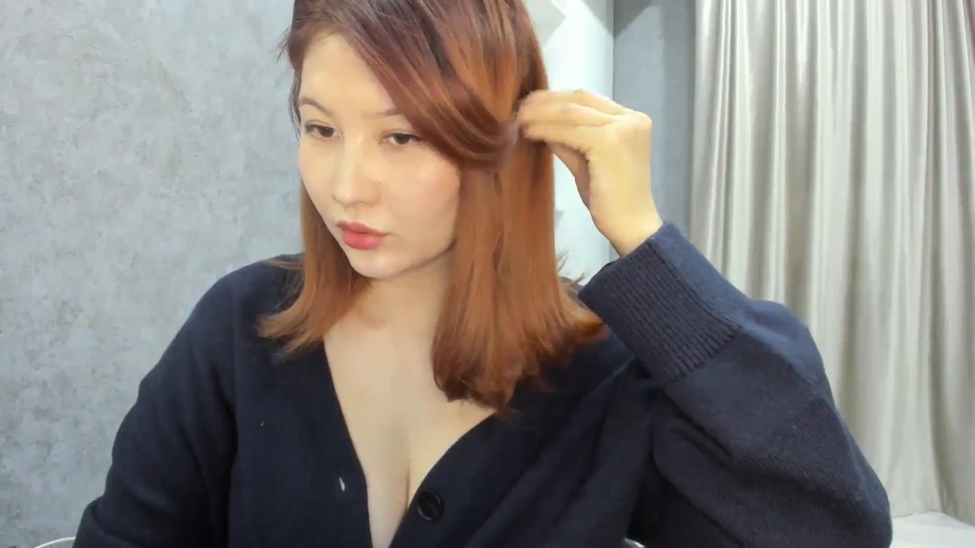 Gallery image thumbnail from Elfleur's myfreecams stream on, 09/21/2025, 24:16 image 7 of 20