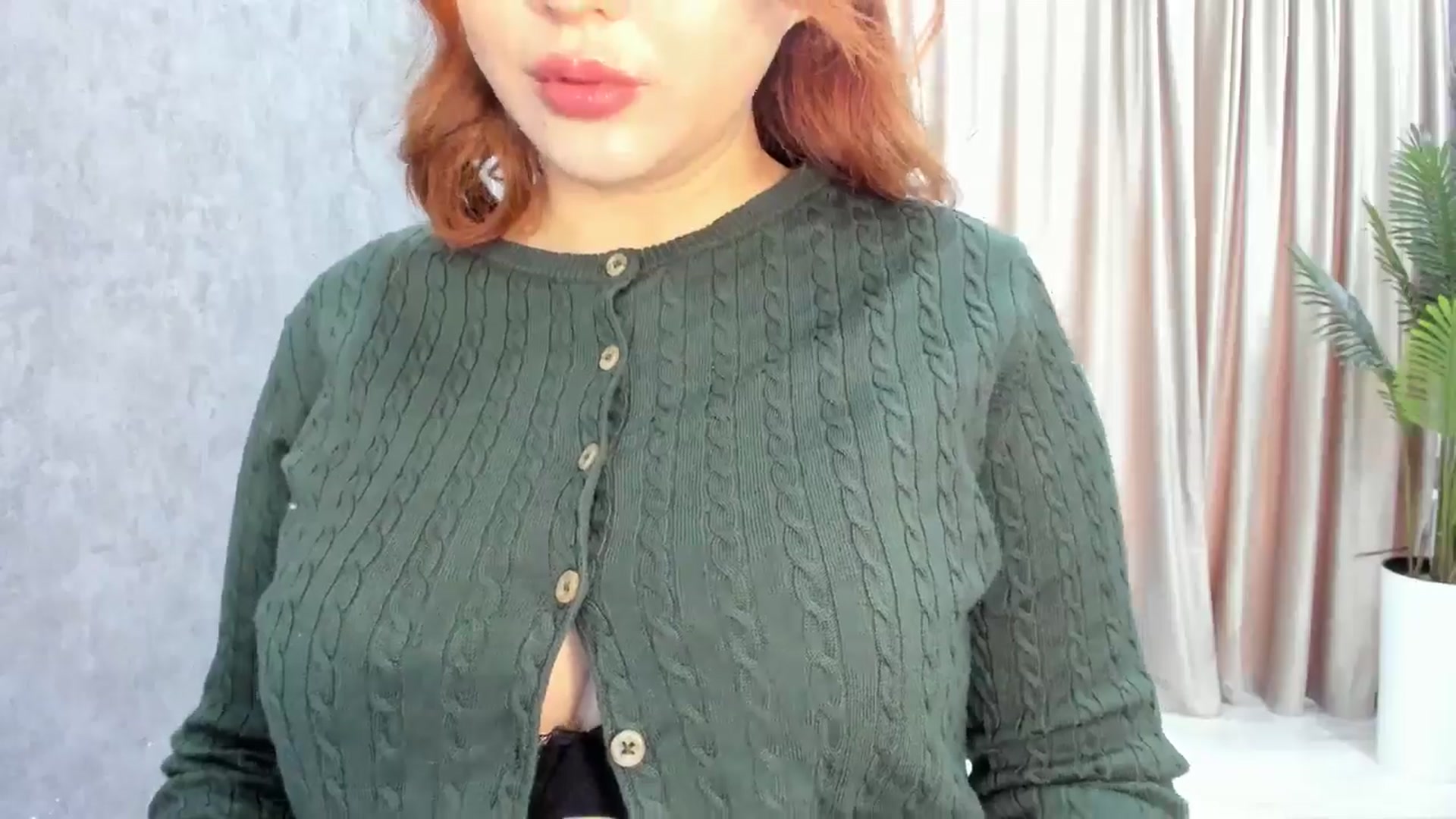 Gallery image thumbnail from Elfleur's myfreecams stream on, 10/03/2025, 01:42 image 17 of 20