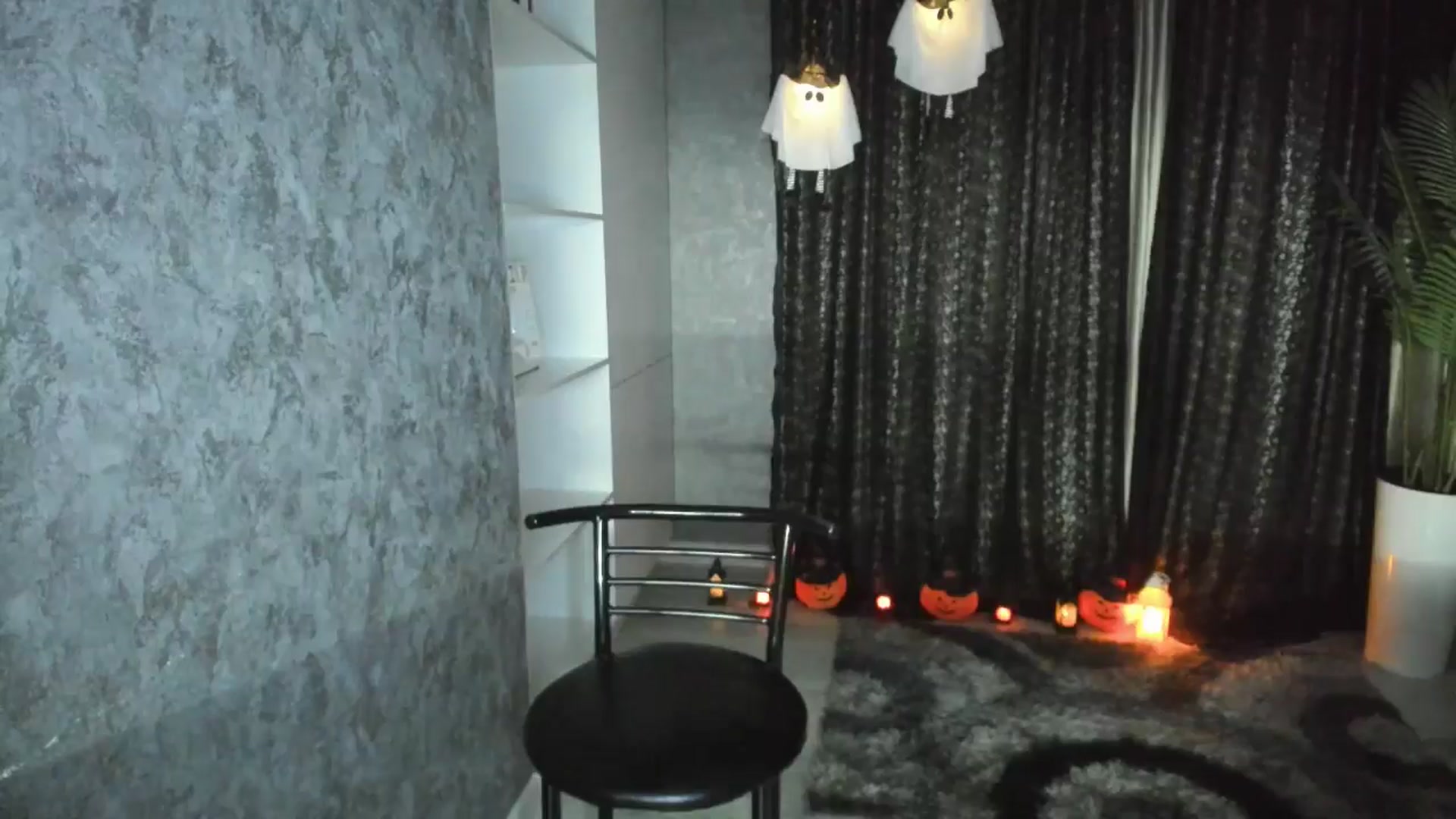 Gallery image thumbnail from Elfleur's myfreecams stream on, 10/16/2025, 19:21 image 17 of 20