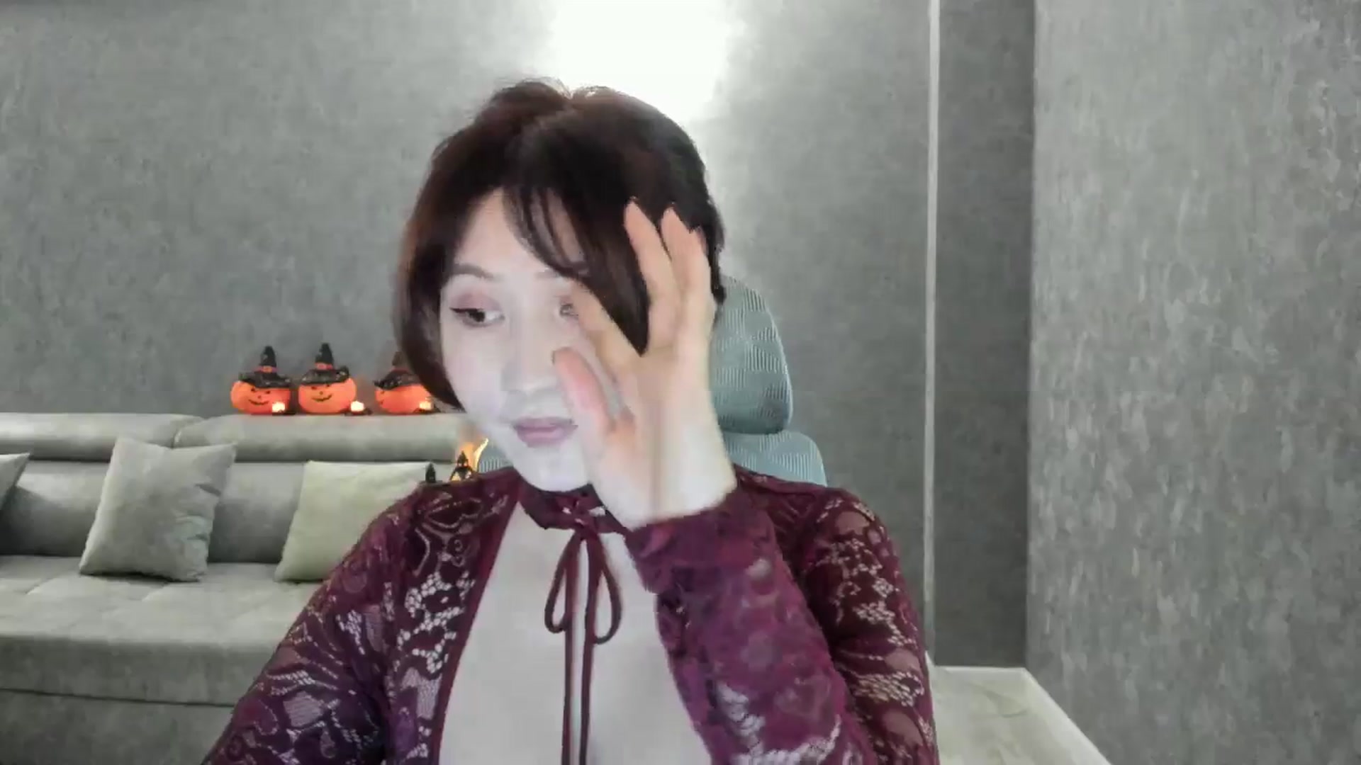 Gallery image thumbnail from Elfleur's myfreecams stream on, 10/25/2025, 20:30 image 14 of 20