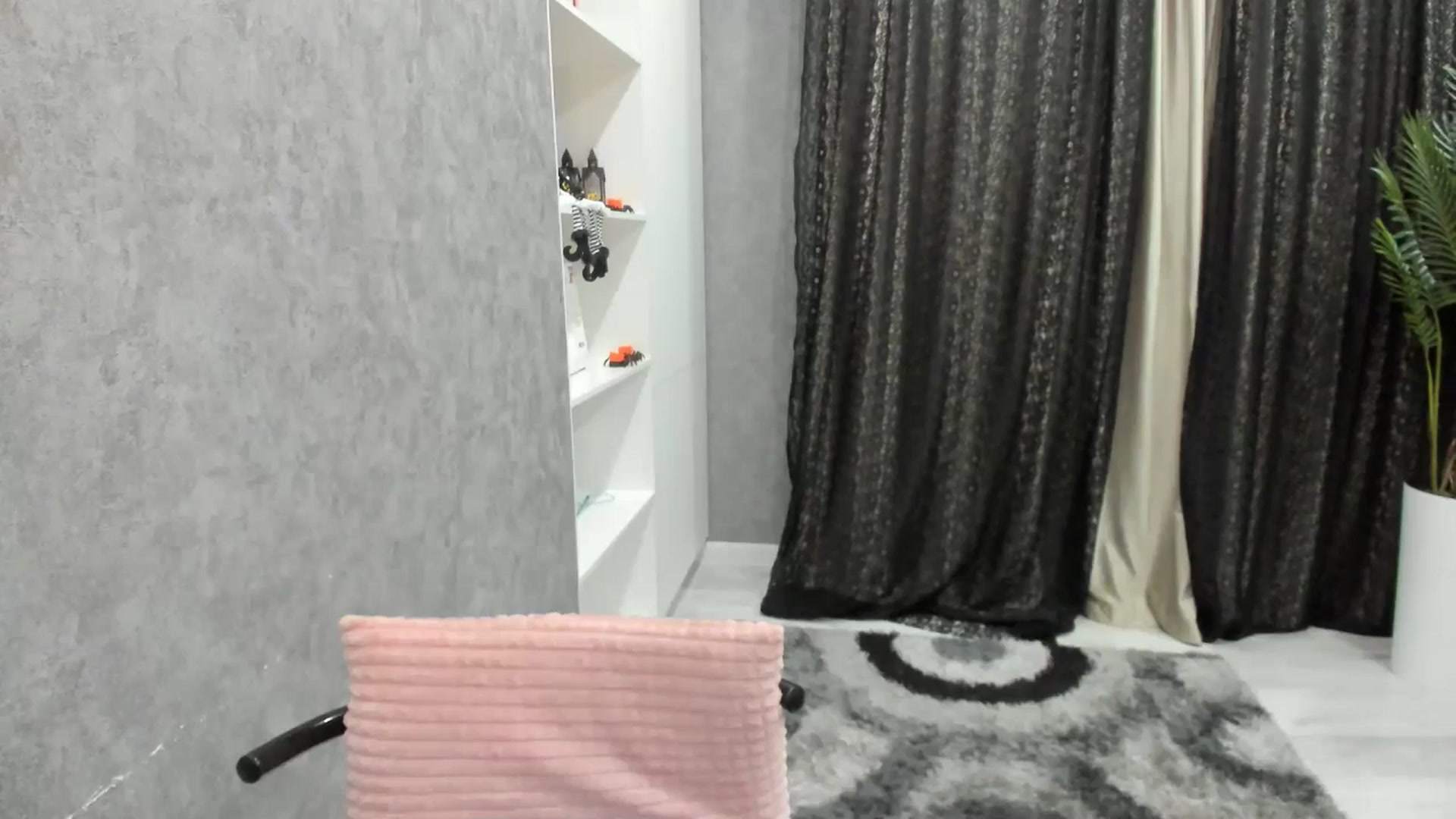 Gallery image thumbnail from Elfleur's myfreecams stream on, 10/26/2025, 22:34 image 17 of 20