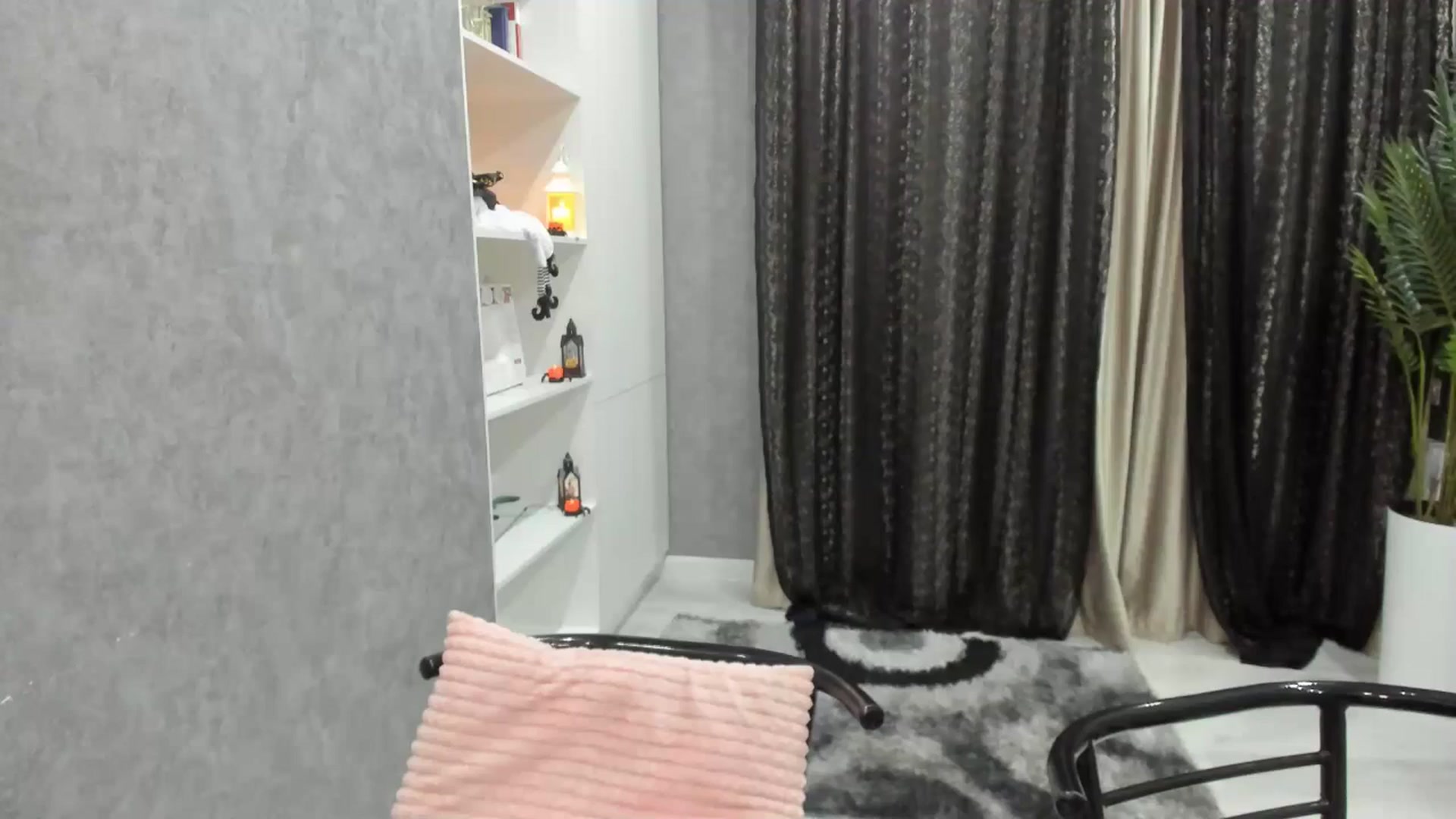 Gallery image thumbnail from Elfleur's myfreecams stream on, 10/28/2025, 22:30 image 15 of 20