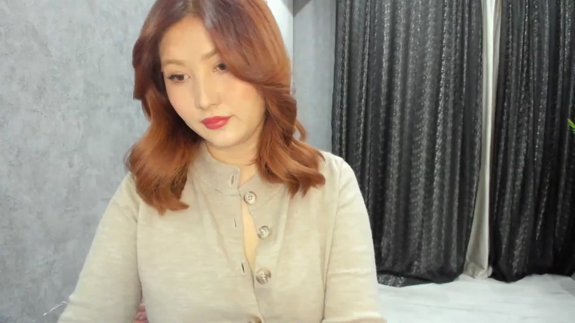 Gallery image thumbnail from Elfleur's myfreecams stream on, 11/01/2025, 20:16 image 7 of 20