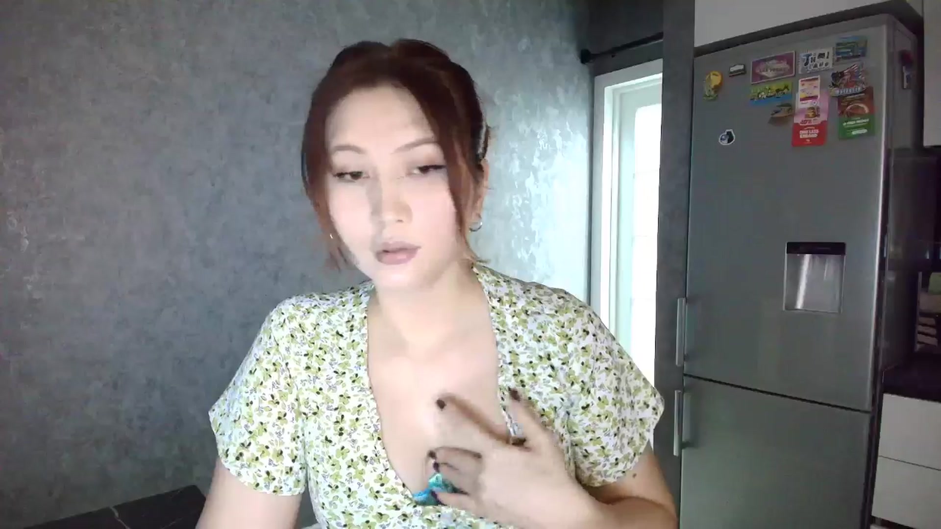 Gallery image thumbnail from Elfleur's myfreecams stream on, 11/04/2025, 19:49 image 13 of 20