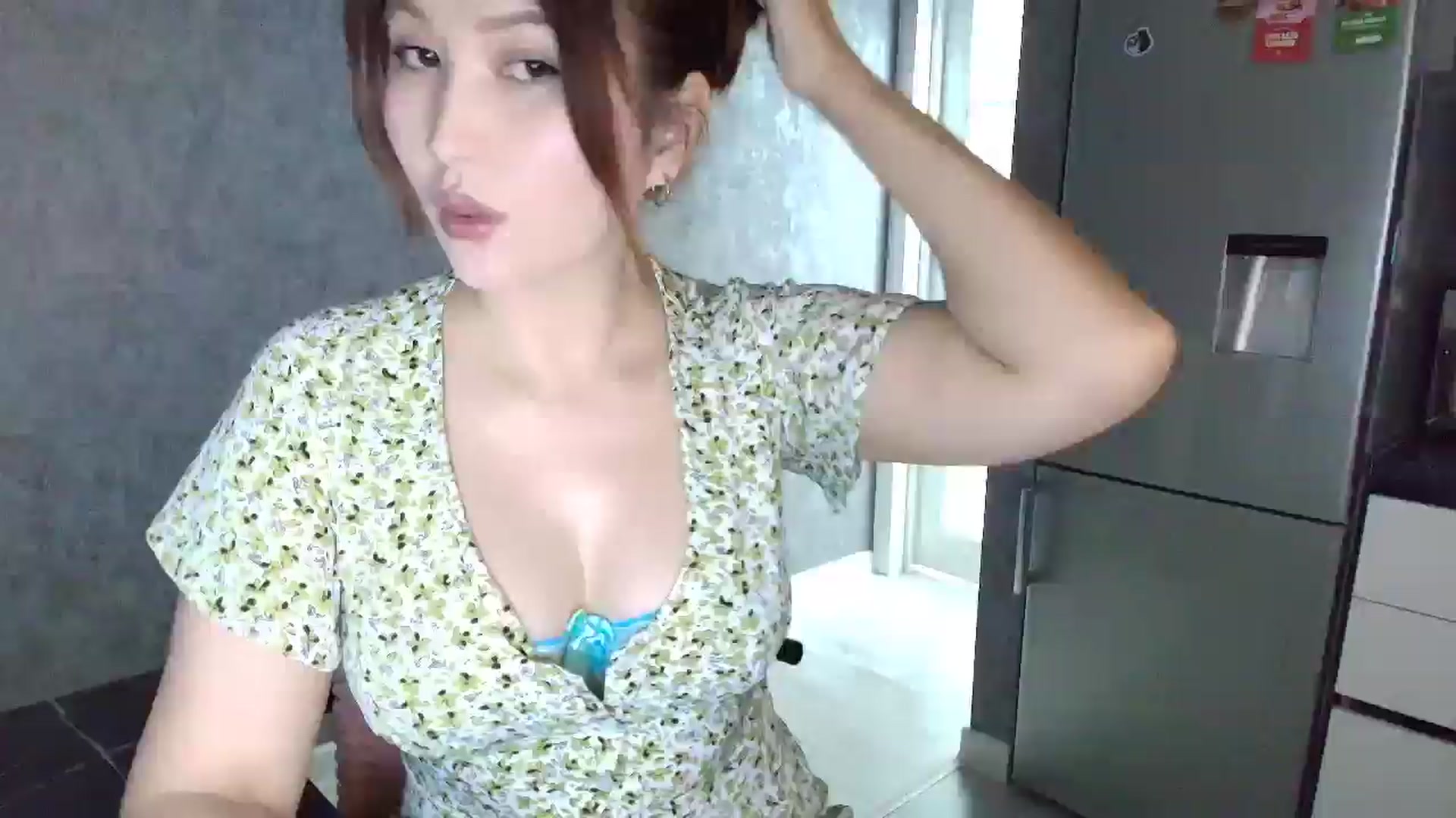 Gallery image thumbnail from Elfleur's myfreecams stream on, 11/04/2025, 23:28 image 11 of 20