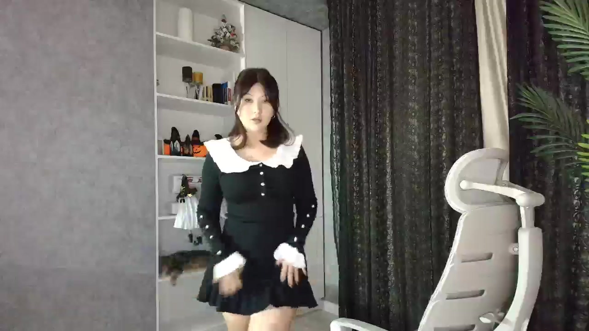 Gallery image thumbnail from Elfleur's myfreecams stream on, 11/09/2025, 20:15 image 13 of 20