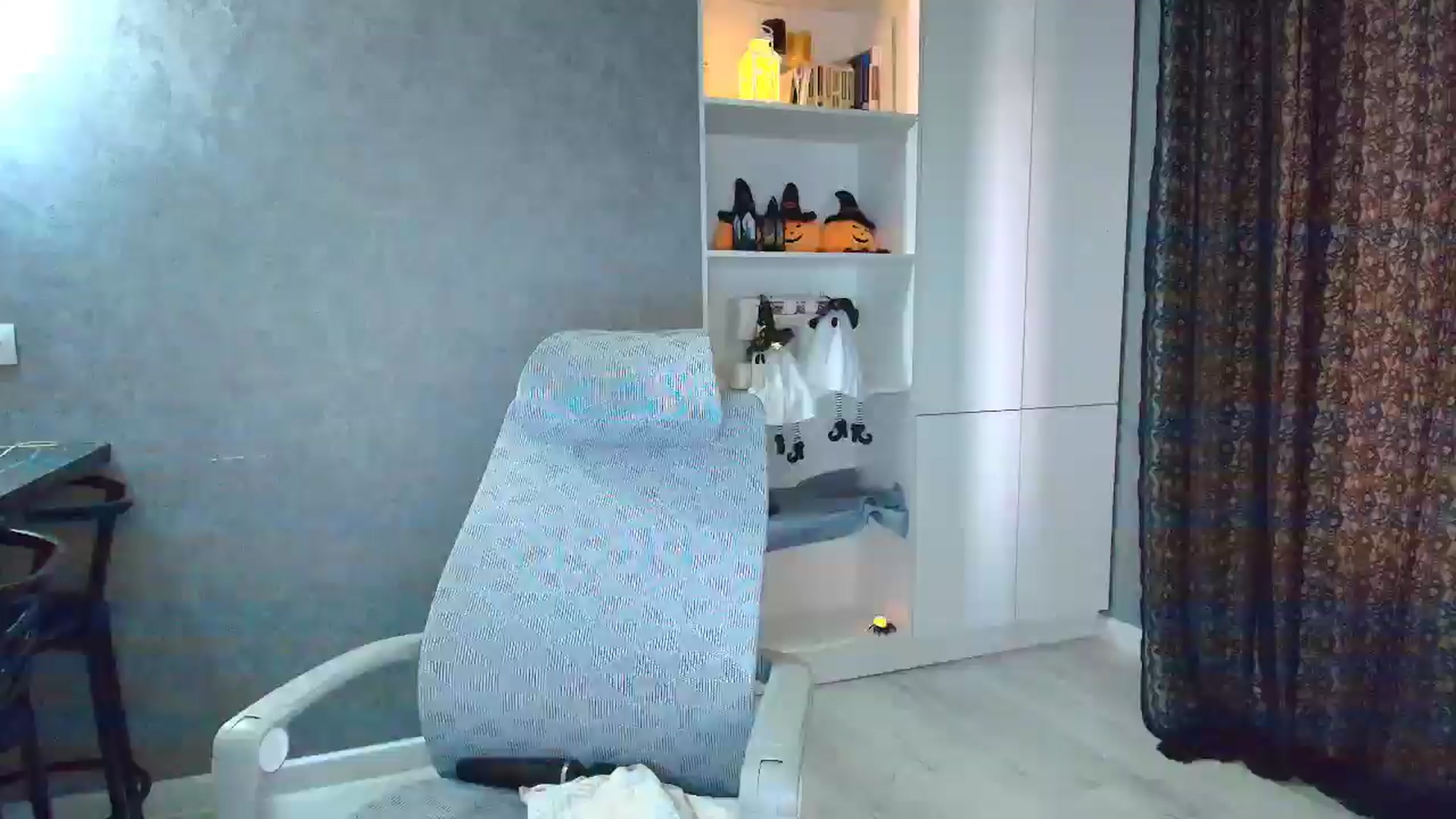 Gallery image thumbnail from Elfleur's myfreecams stream on, 11/10/2025, 02:37 image 1 of 20
