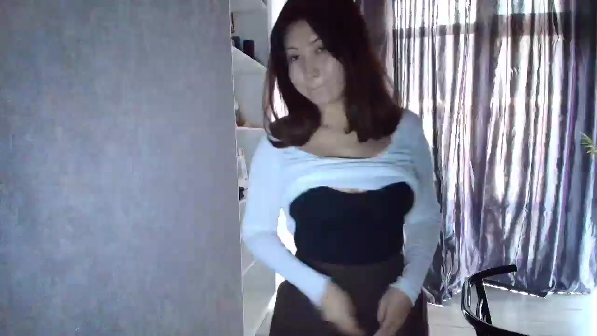 Gallery image thumbnail from Elfleur's myfreecams stream on, 12/03/2025, 04:11 image 19 of 20