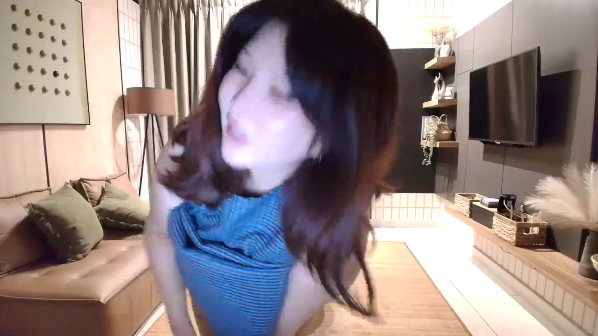 Gallery image thumbnail from Elfleur's myfreecams stream on, 12/07/2025, 22:14 image 11 of 20
