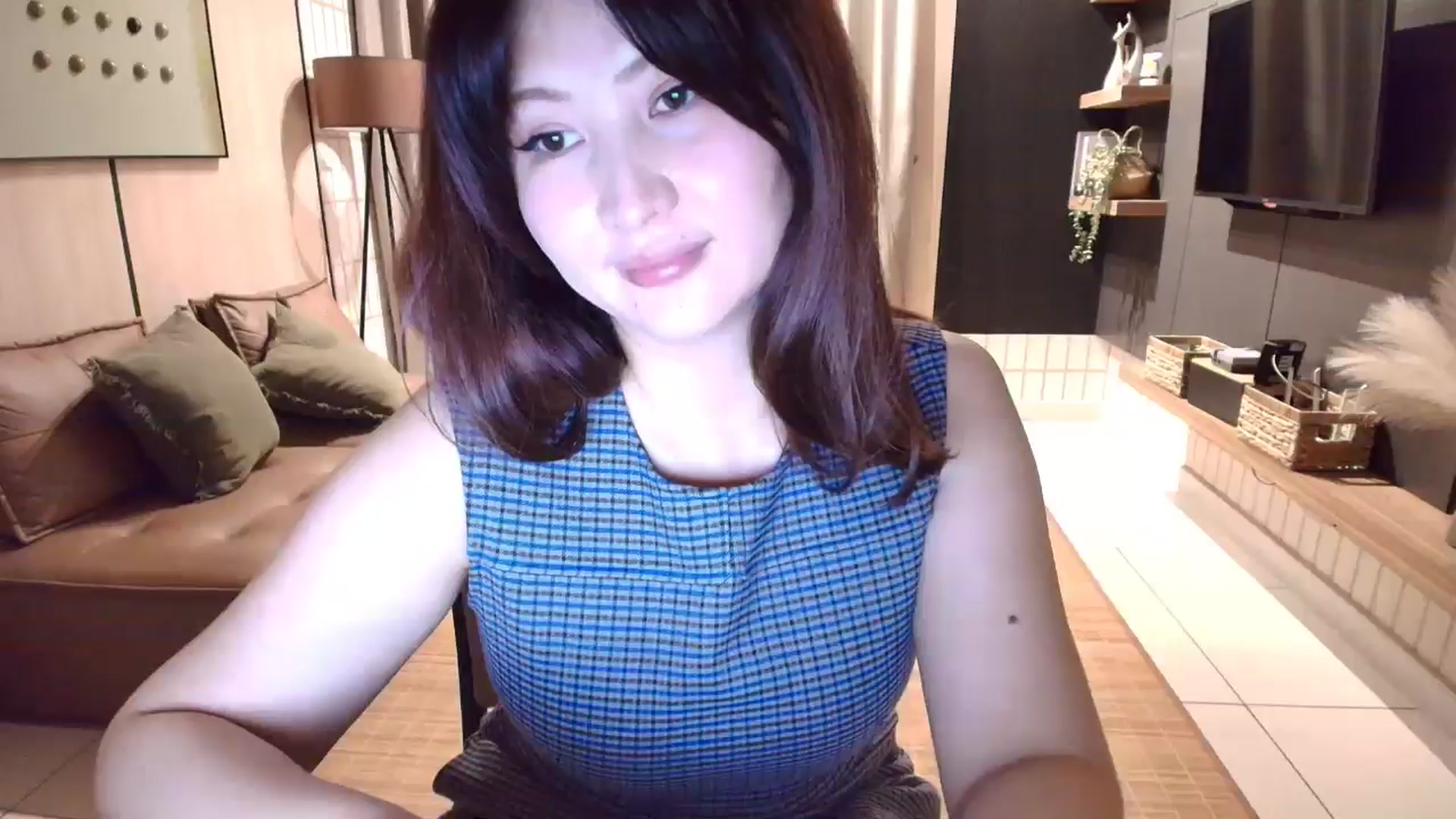 Gallery image thumbnail from Elfleur's myfreecams stream on, 12/07/2025, 22:14 image 9 of 20