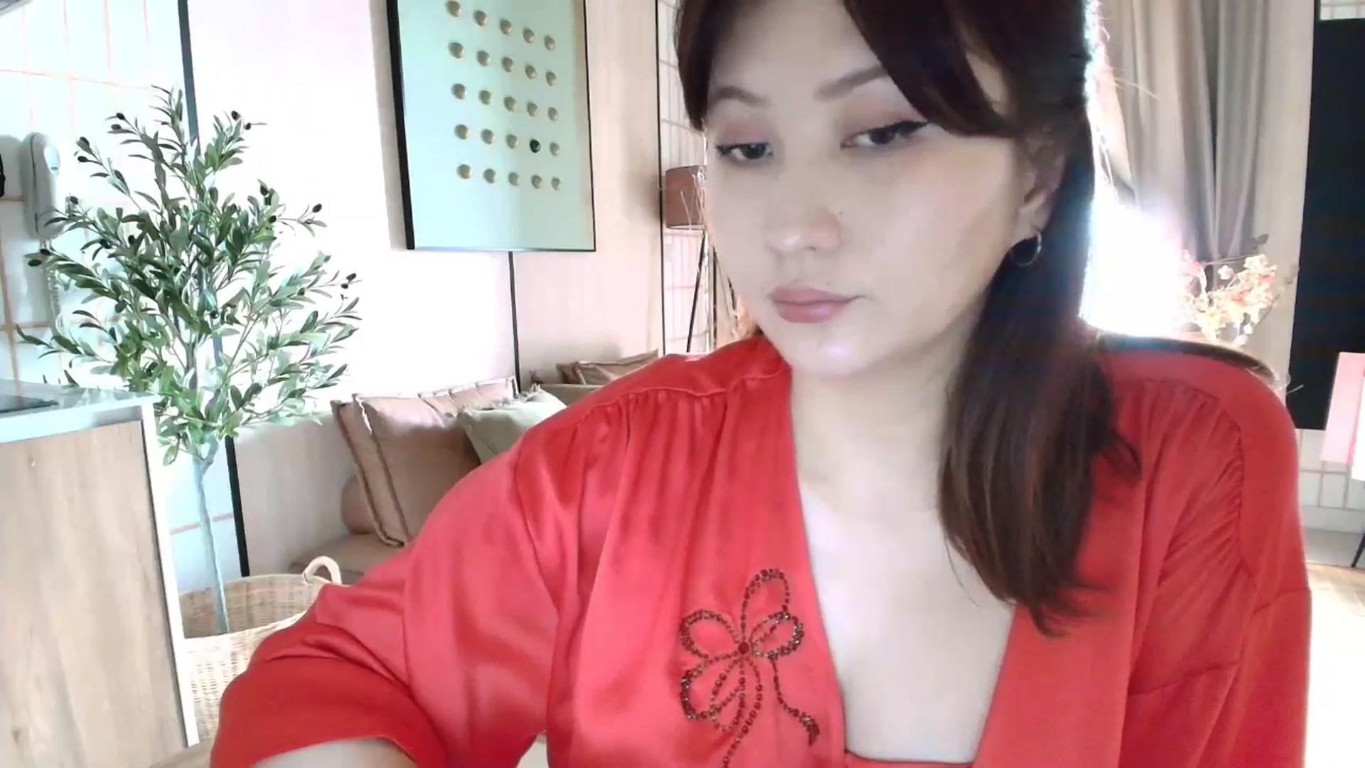 Gallery image thumbnail from Elfleur's myfreecams stream on, 12/12/2025, 24:47 image 13 of 20