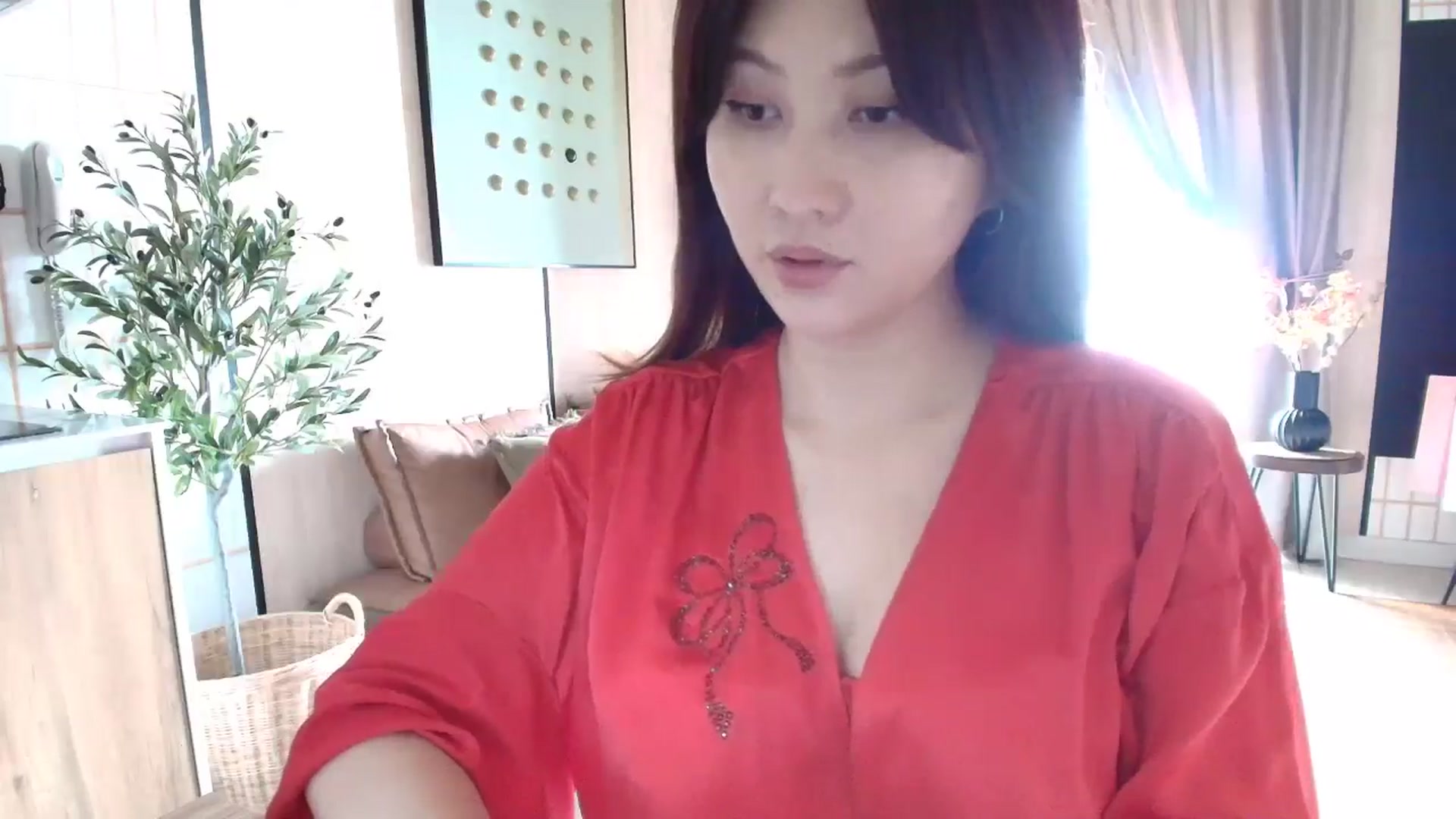 Gallery image thumbnail from Elfleur's myfreecams stream on, 12/12/2025, 24:47 image 16 of 20