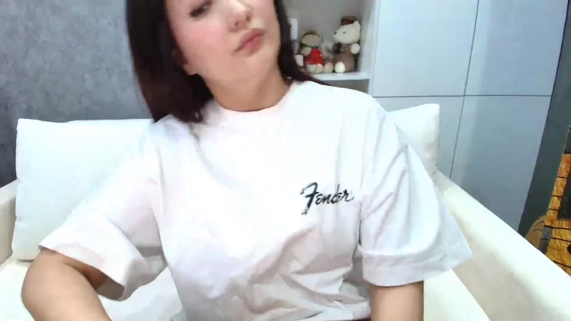 Gallery image thumbnail from Elfleur's myfreecams stream on, 03/15/2026, 21:03 image 19 of 20