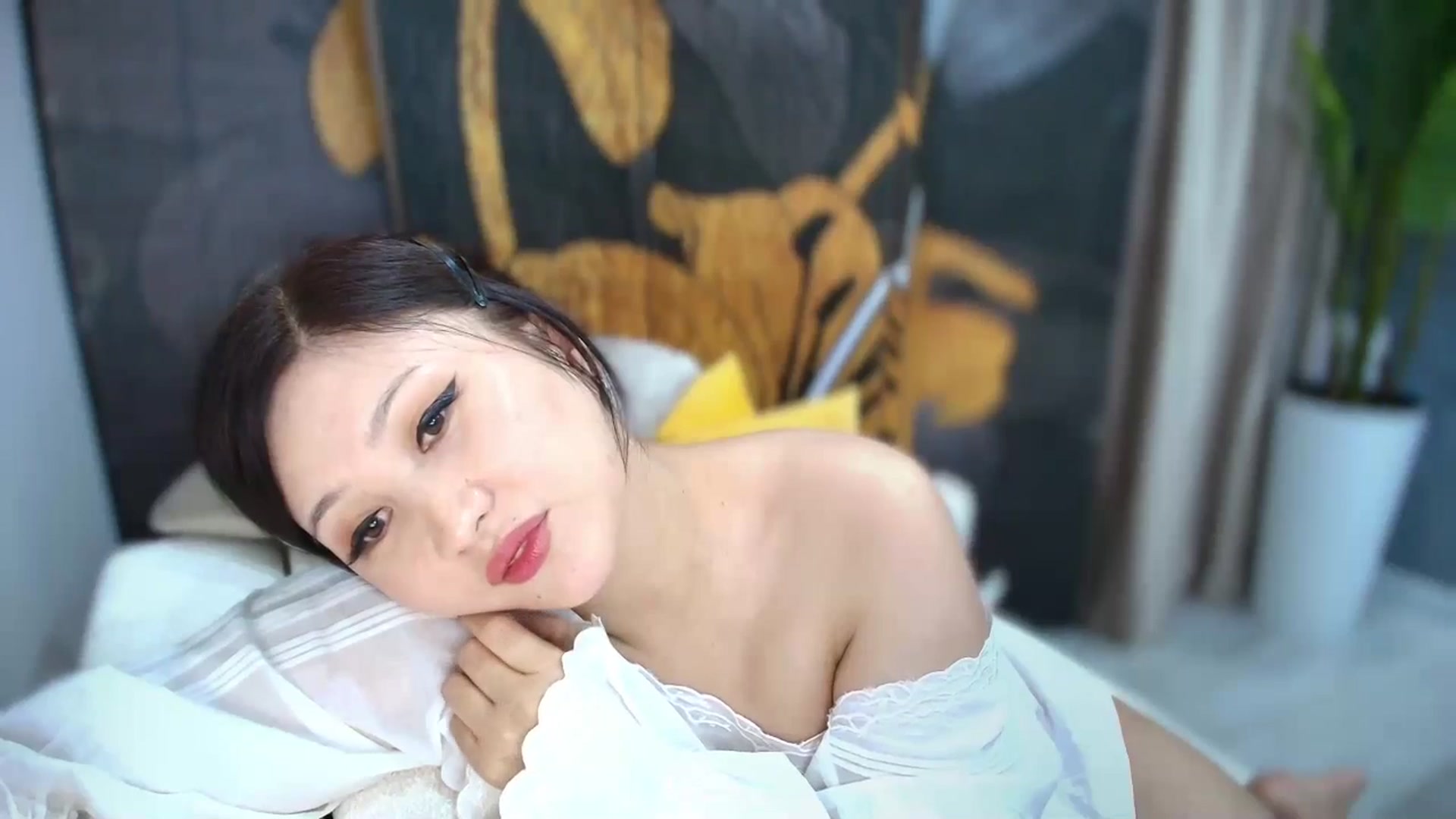 Gallery image thumbnail from Elfleur's myfreecams stream on, 04/20/2026, 22:41 image 20 of 20