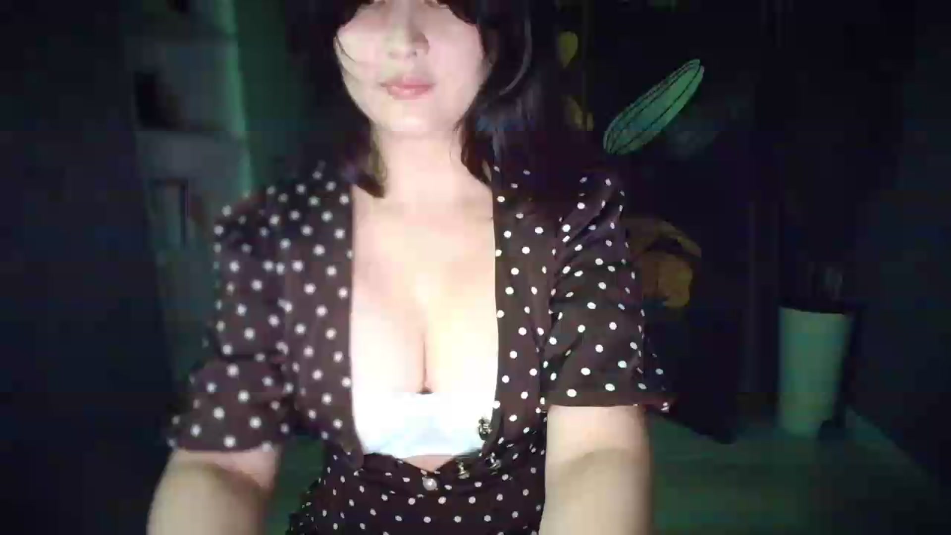 Gallery image thumbnail from Elfleur's myfreecams stream on, 09/16/2026, 19:38 image 11 of 20