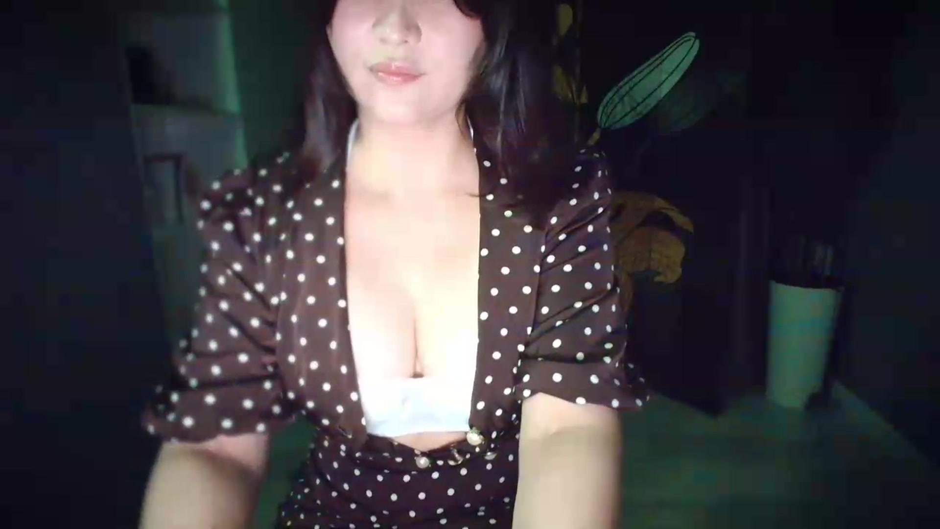 Gallery image thumbnail from Elfleur's myfreecams stream on, 09/16/2026, 19:38 image 10 of 20