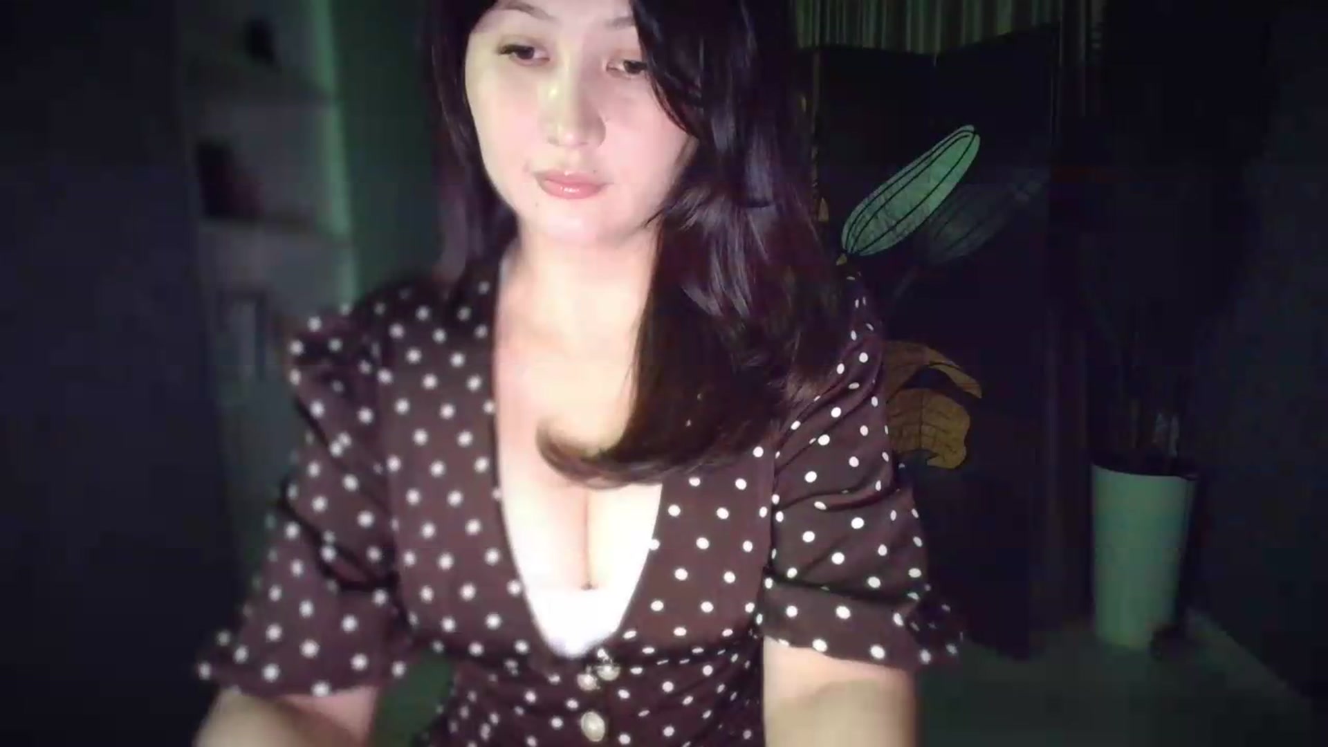 Gallery image thumbnail from Elfleur's myfreecams stream on, 09/16/2026, 19:38 image 16 of 20