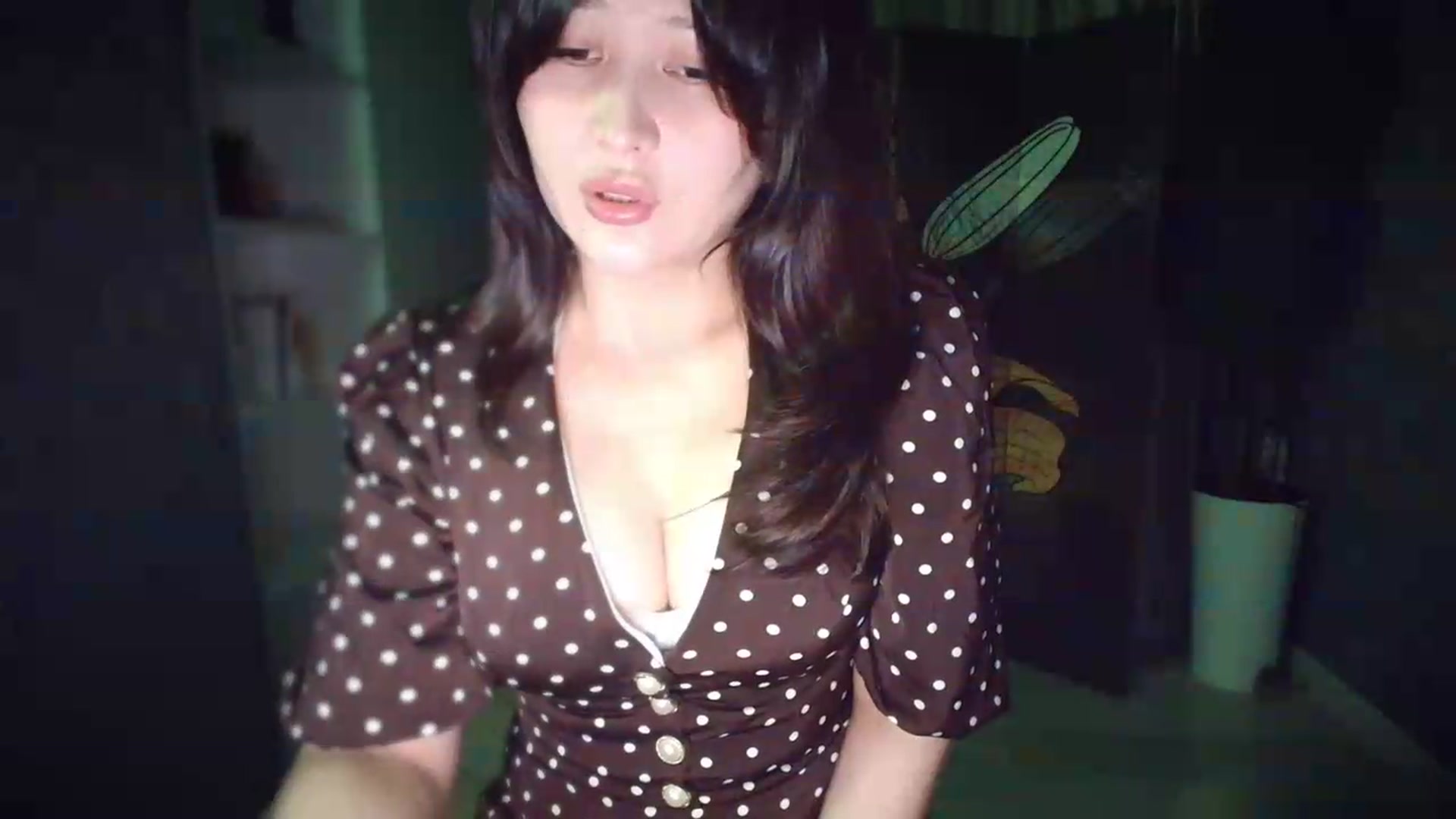Gallery image thumbnail from Elfleur's myfreecams stream on, 09/16/2026, 19:38 image 4 of 20