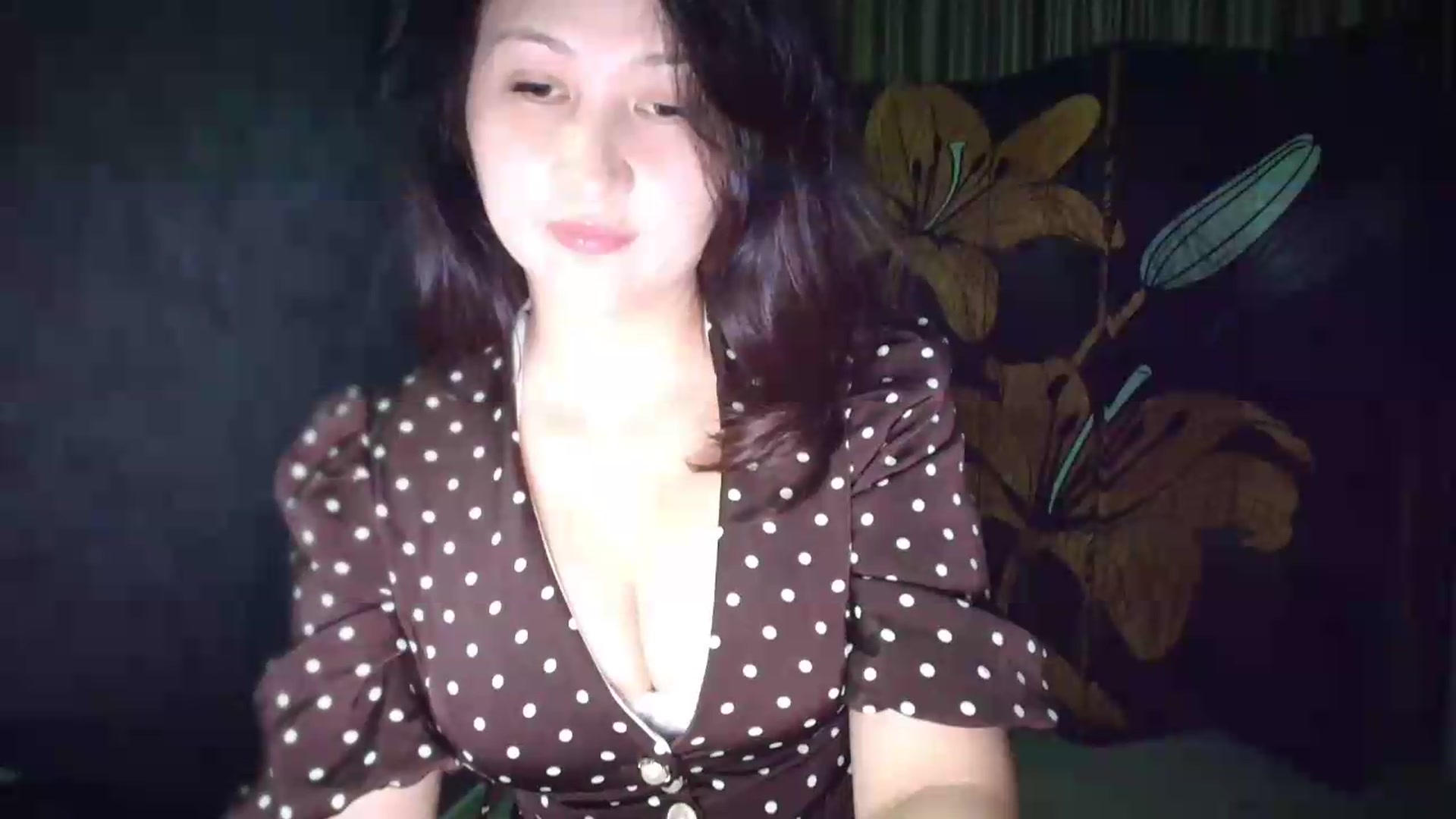 Gallery image thumbnail from Elfleur's myfreecams stream on, 09/16/2026, 20:55 image 18 of 20
