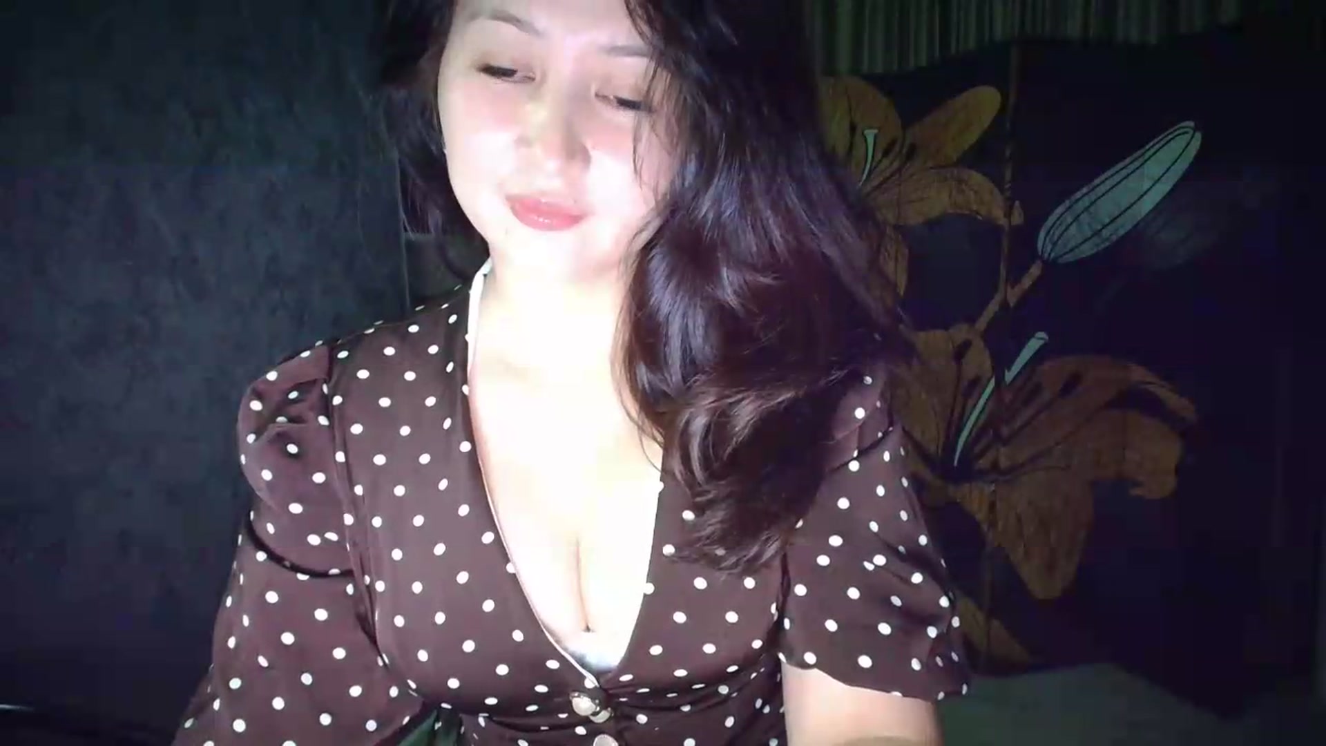 Gallery image thumbnail from Elfleur's myfreecams stream on, 09/16/2026, 20:55 image 14 of 20