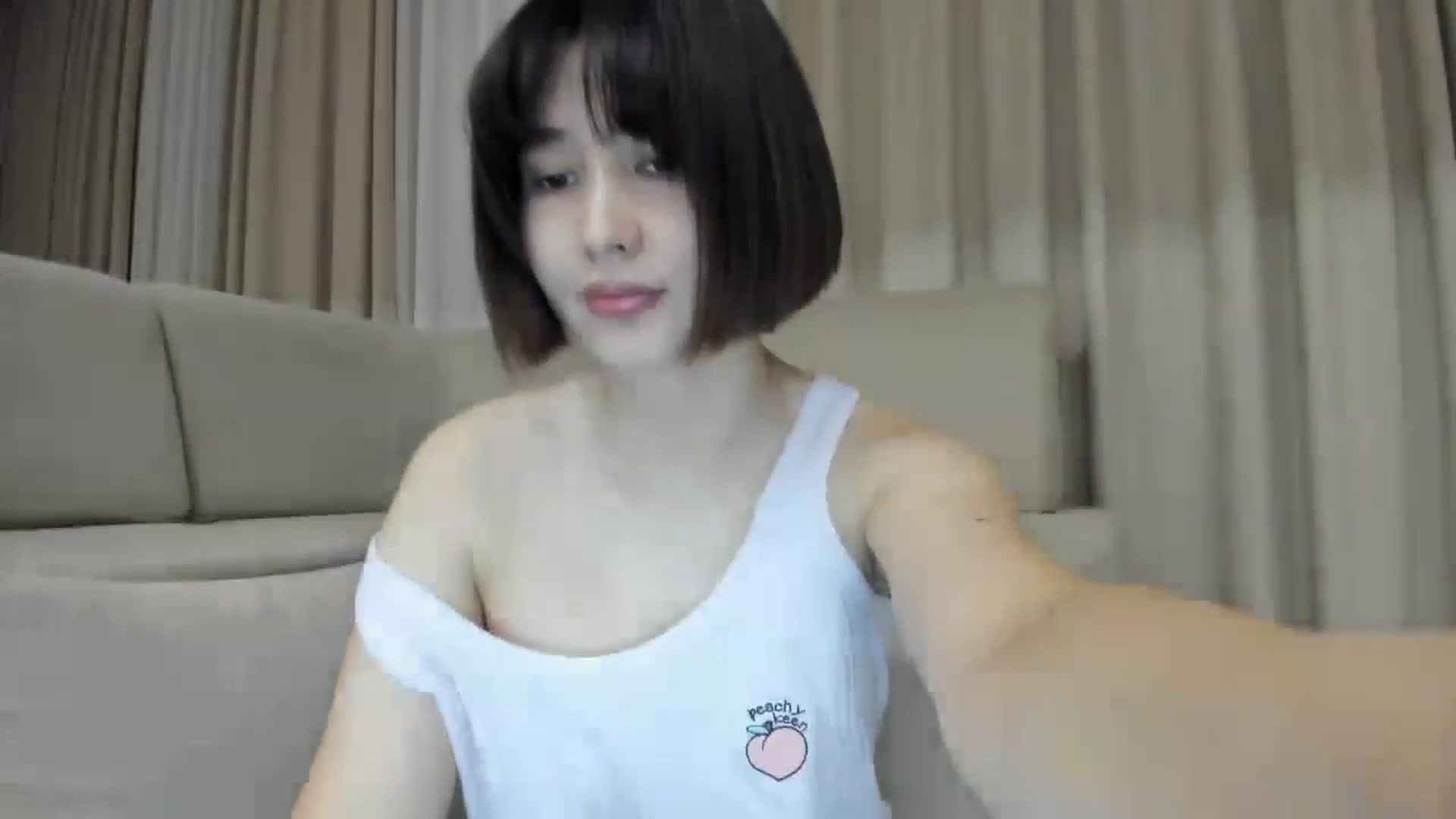 Gallery image thumbnail from Elfleurit's myfreecams stream on, 11/26/2022, 21:47 image 10 of 20