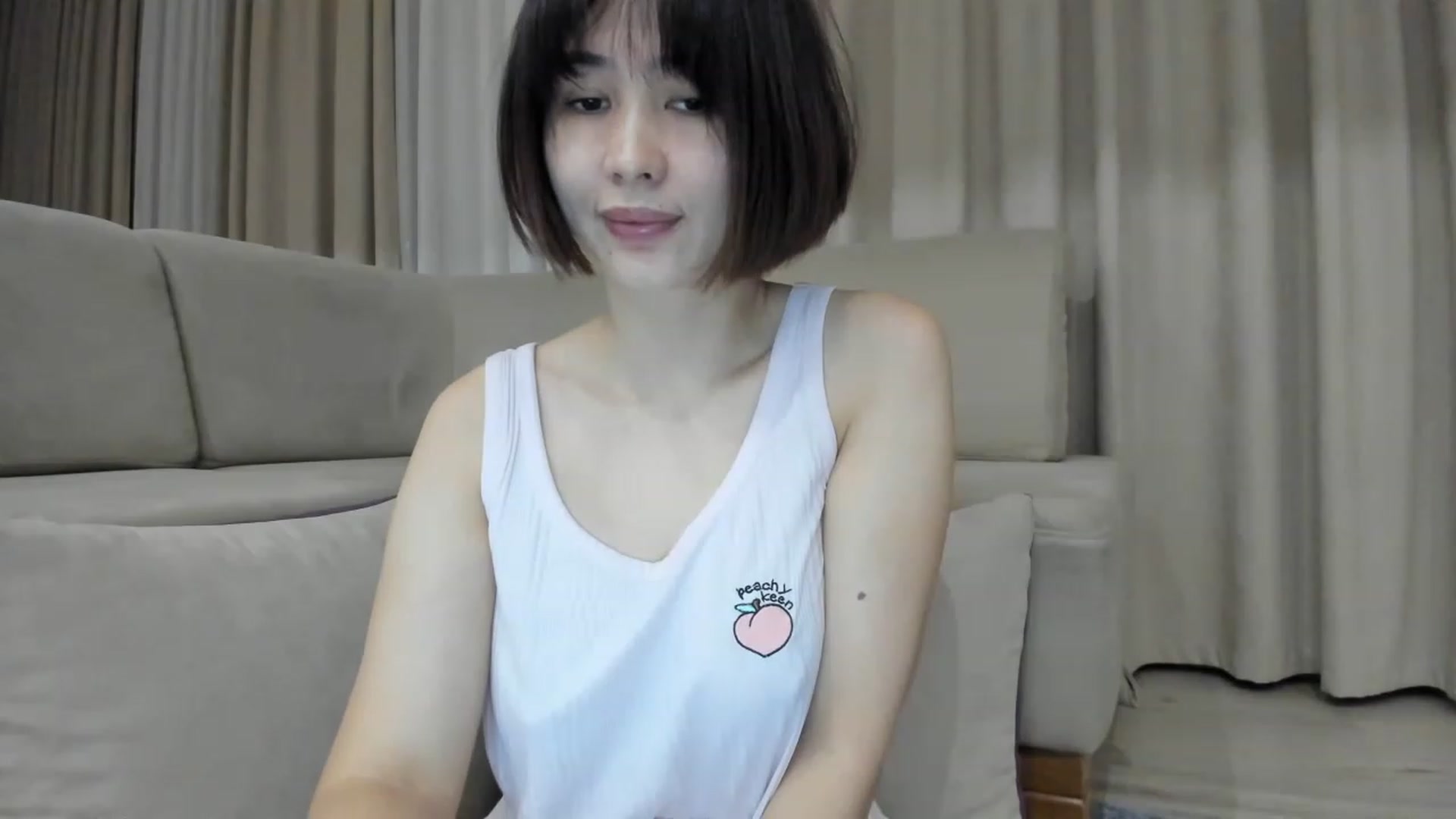 Gallery image thumbnail from Elfleurit's myfreecams stream on, 11/26/2022, 21:47 image 17 of 20