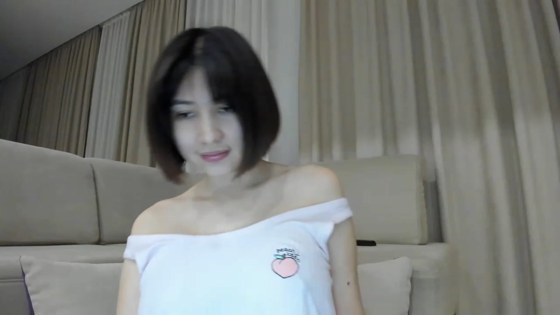 Gallery image thumbnail from Elfleurit's myfreecams stream on, 11/26/2022, 23:07 image 8 of 20