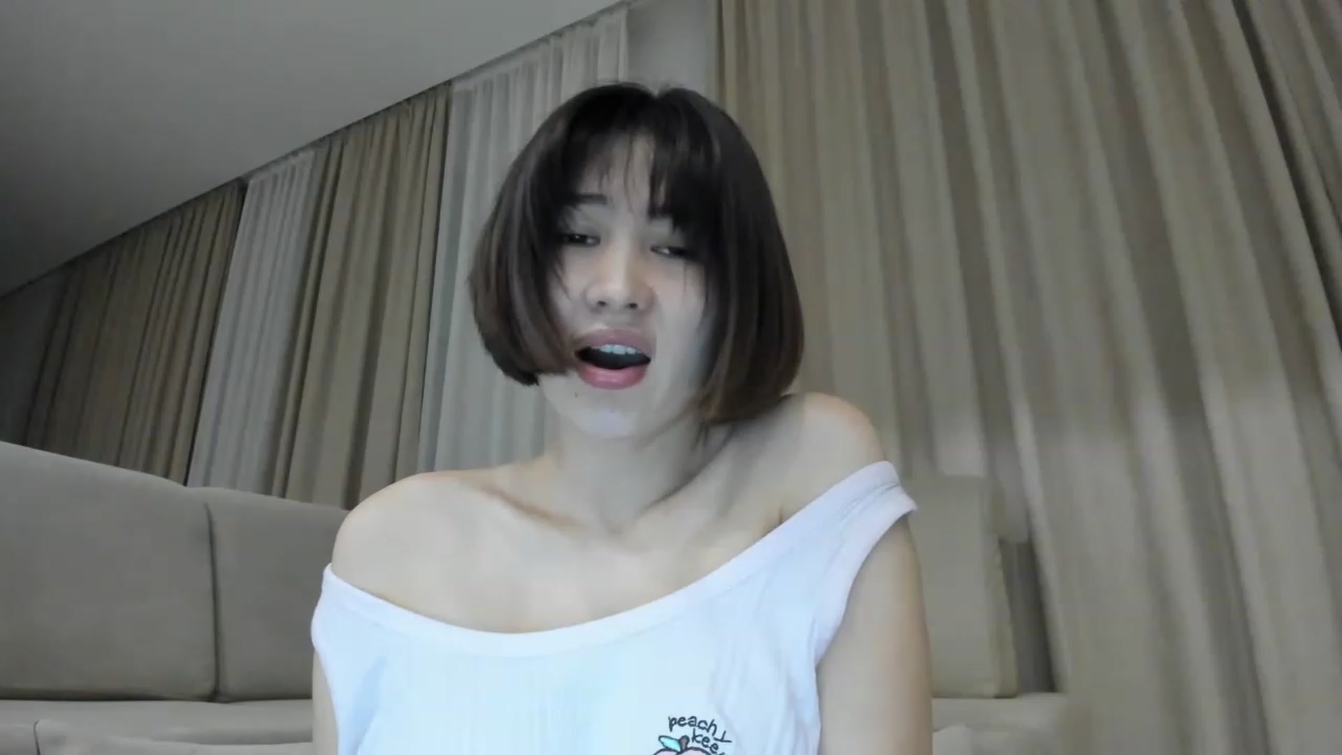 Gallery image thumbnail from Elfleurit's myfreecams stream on, 11/26/2022, 23:07 image 7 of 20