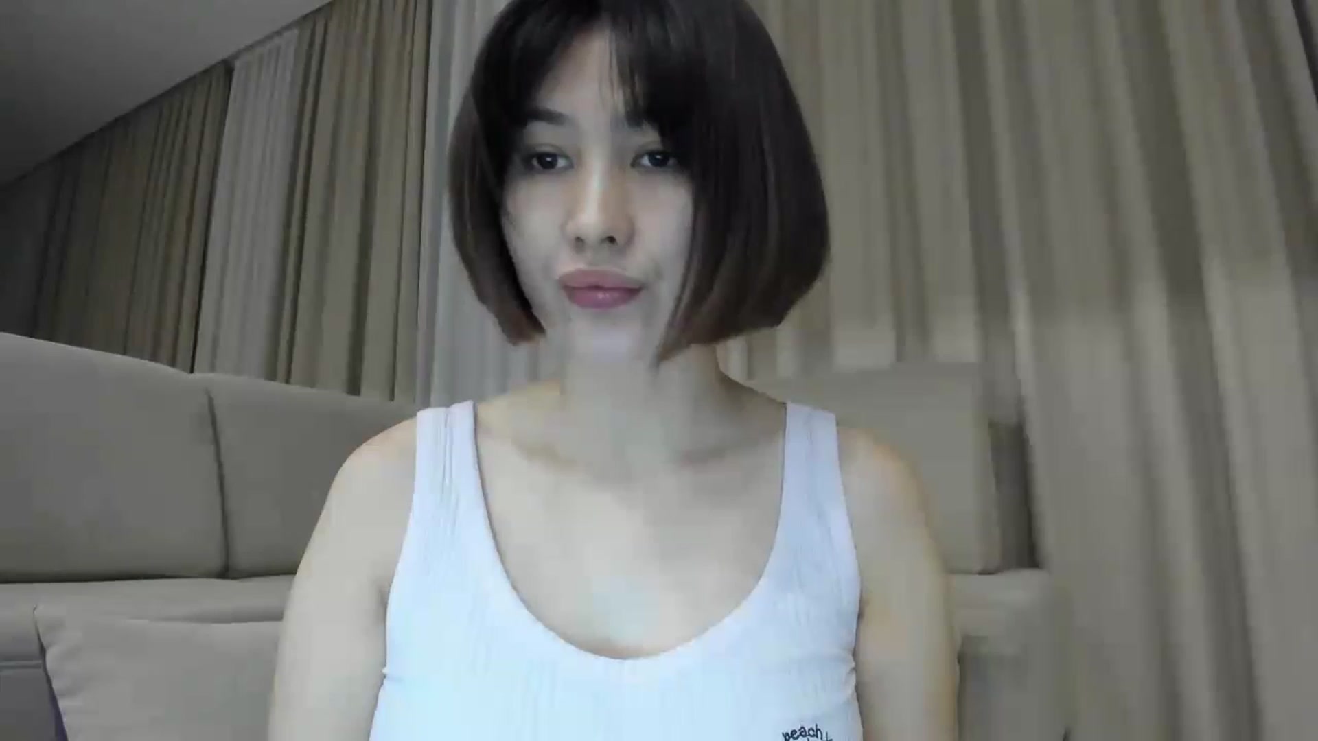 Gallery image thumbnail from Elfleurit's myfreecams stream on, 11/26/2022, 23:07 image 3 of 20