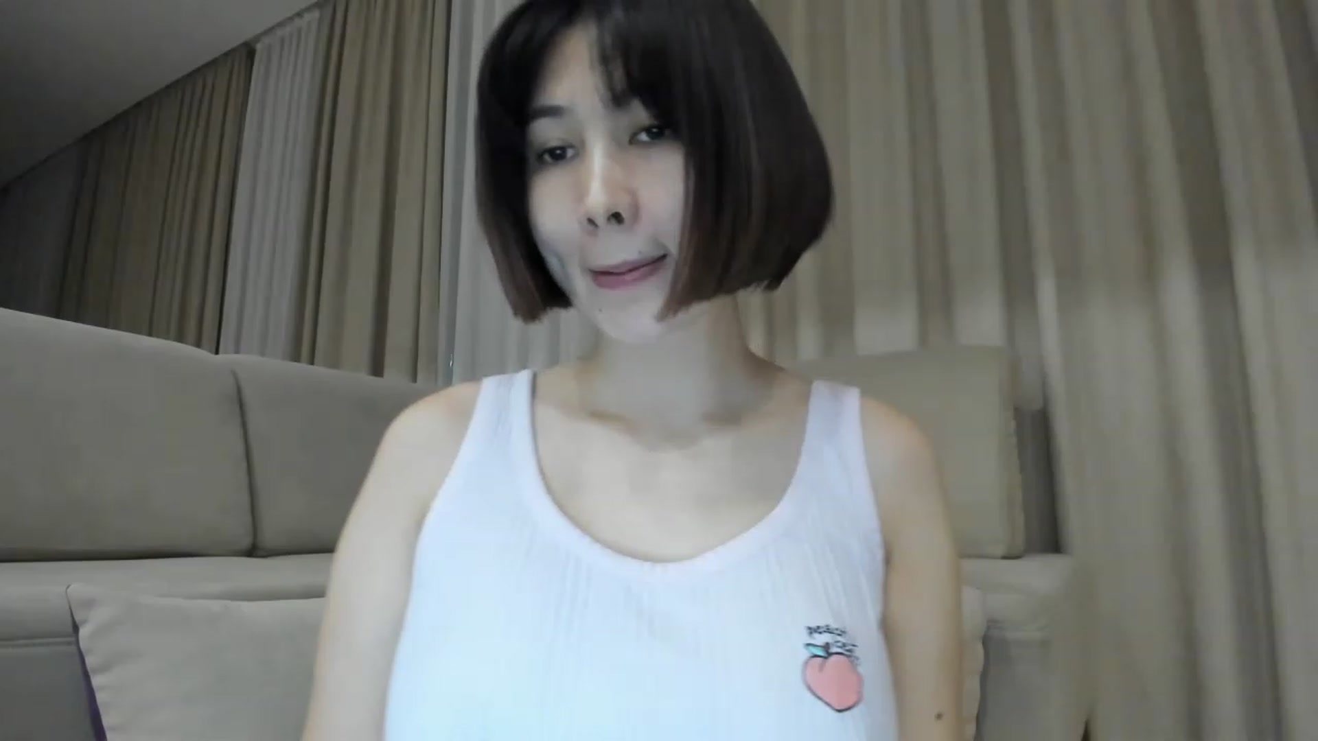 Gallery image thumbnail from Elfleurit's myfreecams stream on, 11/26/2022, 23:07 image 5 of 20