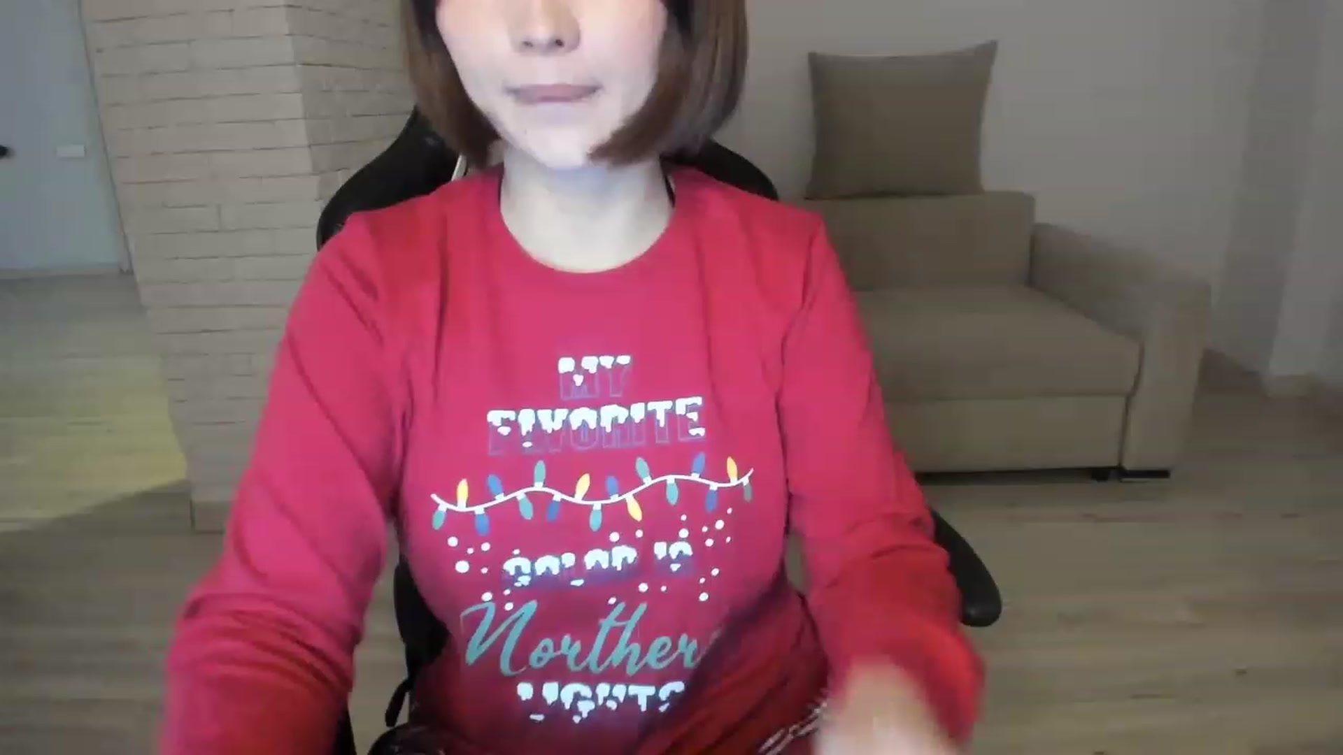 Gallery image thumbnail from Elfleurit's myfreecams stream on, 12/31/2022, 19:05 image 18 of 20