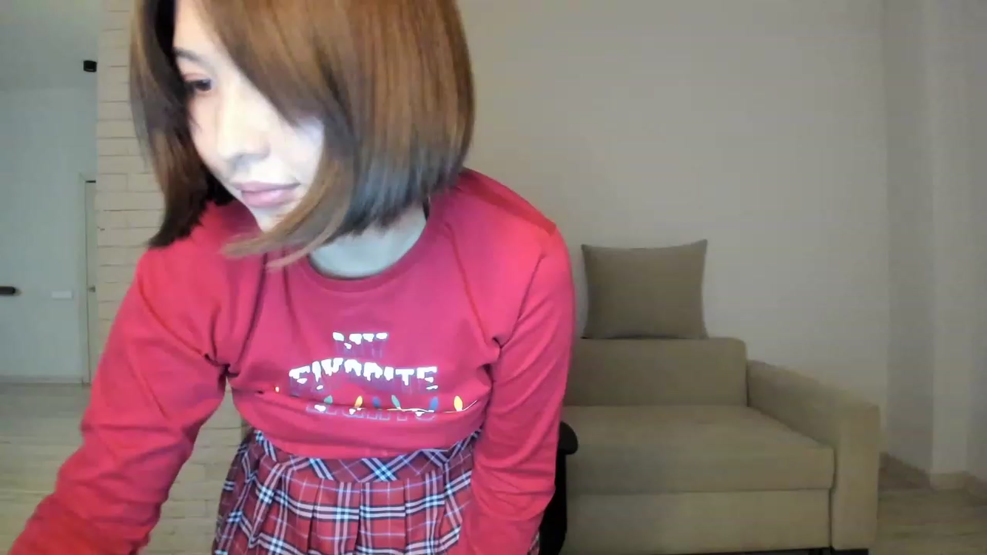 Gallery image thumbnail from Elfleurit's myfreecams stream on, 12/31/2022, 19:05 image 16 of 20