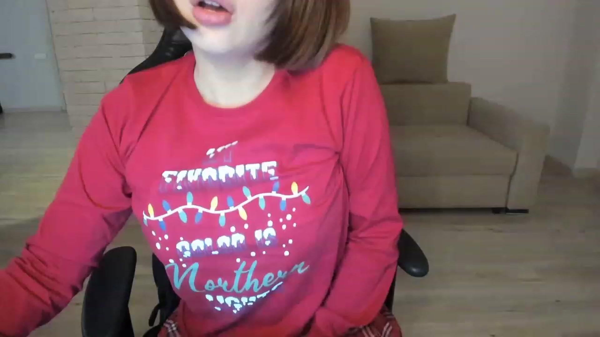Gallery image thumbnail from Elfleurit's myfreecams stream on, 12/31/2022, 19:05 image 13 of 20