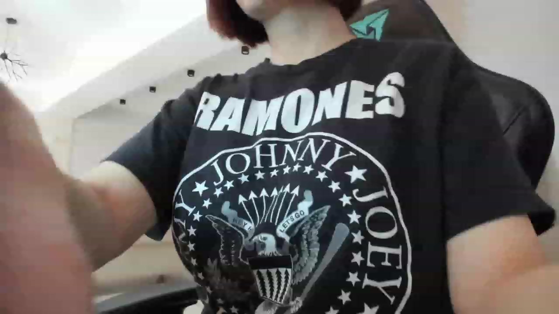 Gallery image thumbnail from Elfleurit's myfreecams stream on, 01/04/2023, 06:47 image 17 of 20