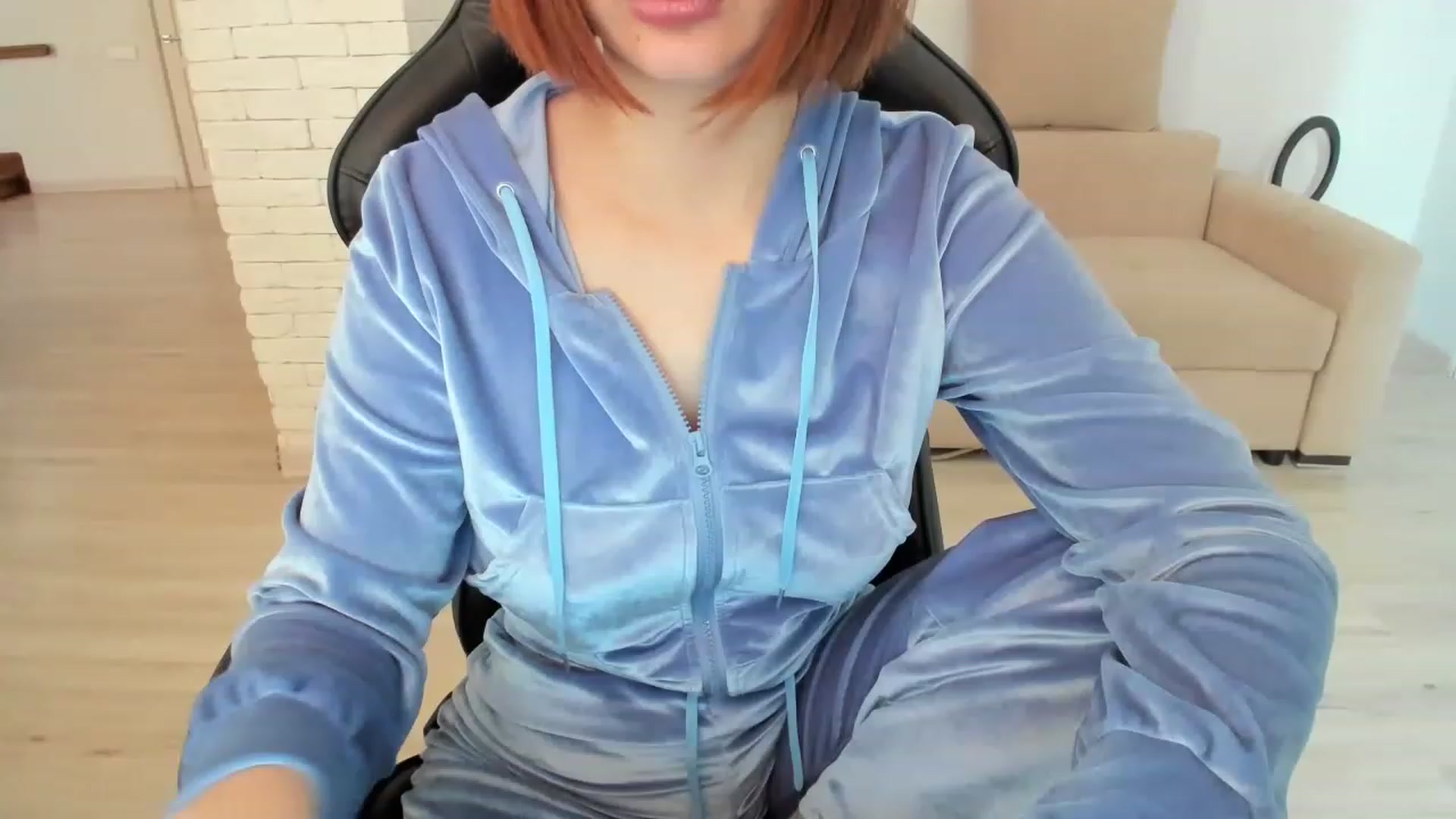 Gallery image thumbnail from Elfleurit's myfreecams stream on, 01/12/2023, 08:28 image 14 of 20