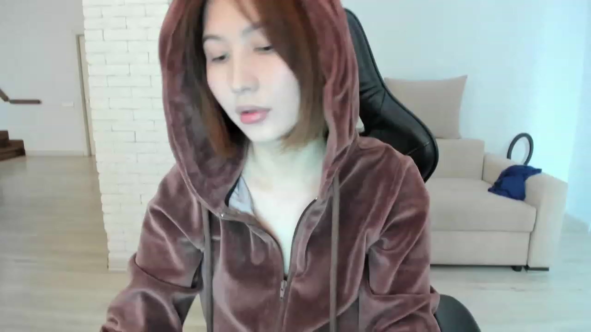 Gallery image thumbnail from Elfleurit's myfreecams stream on, 01/13/2023, 08:20 image 20 of 20