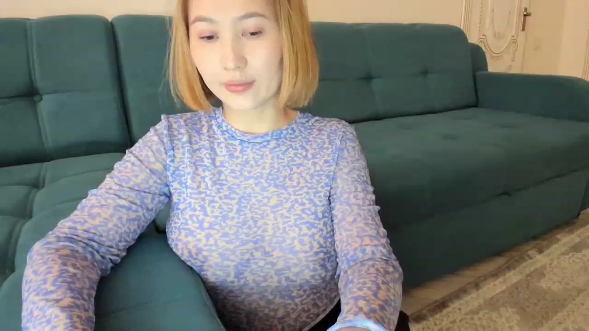 Gallery image thumbnail from Elfleurit's myfreecams stream on, 03/20/2023, 07:00 image 10 of 20