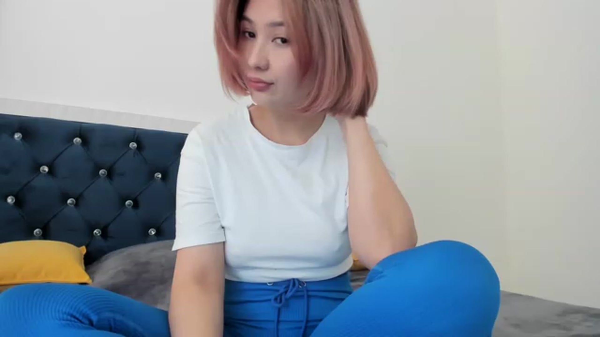 Gallery image thumbnail from Elfleurit's myfreecams stream on, 03/23/2023, 08:12 image 5 of 20