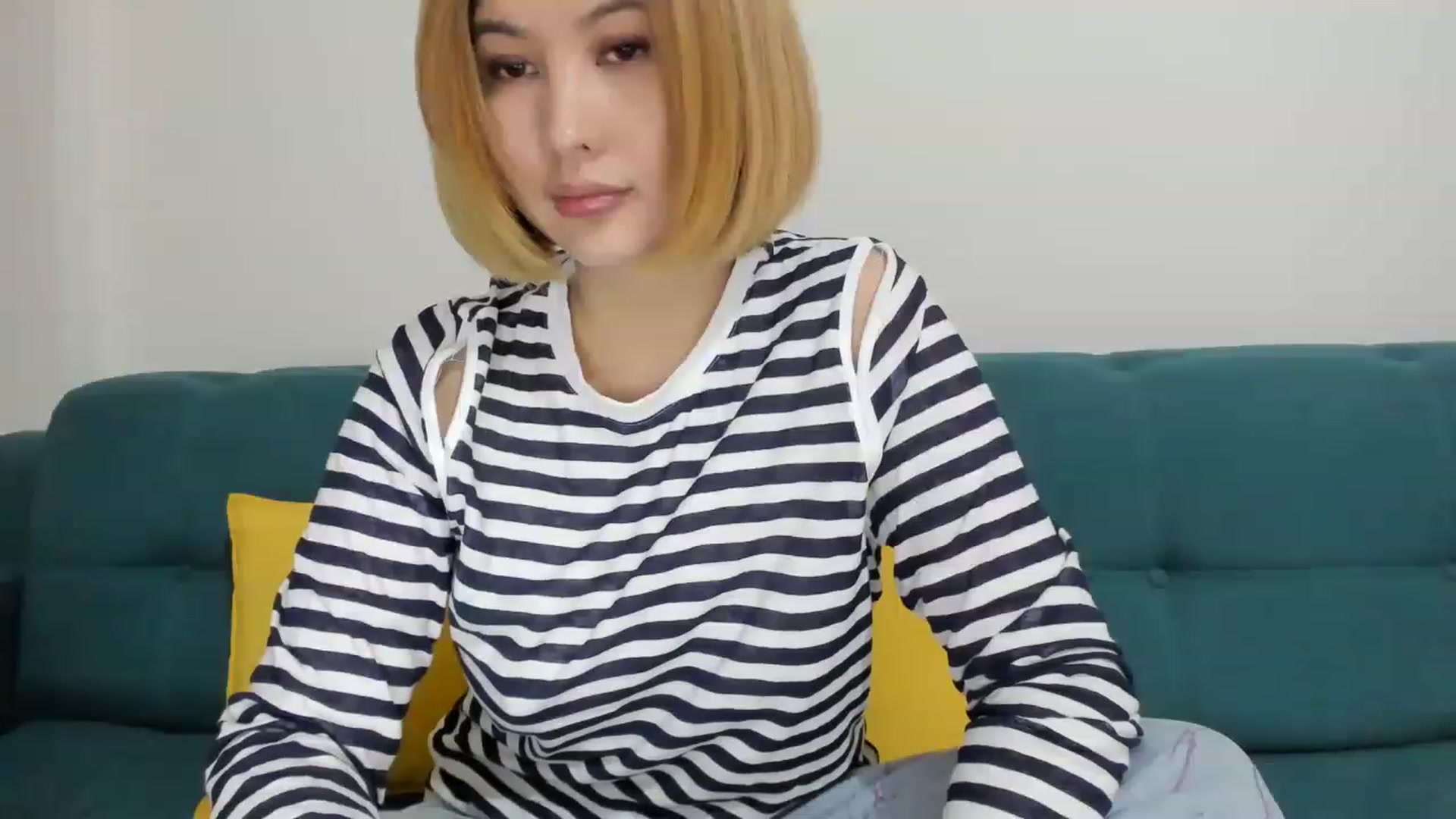 Gallery image thumbnail from Elfleurit's myfreecams stream on, 04/09/2023, 18:47 image 20 of 20