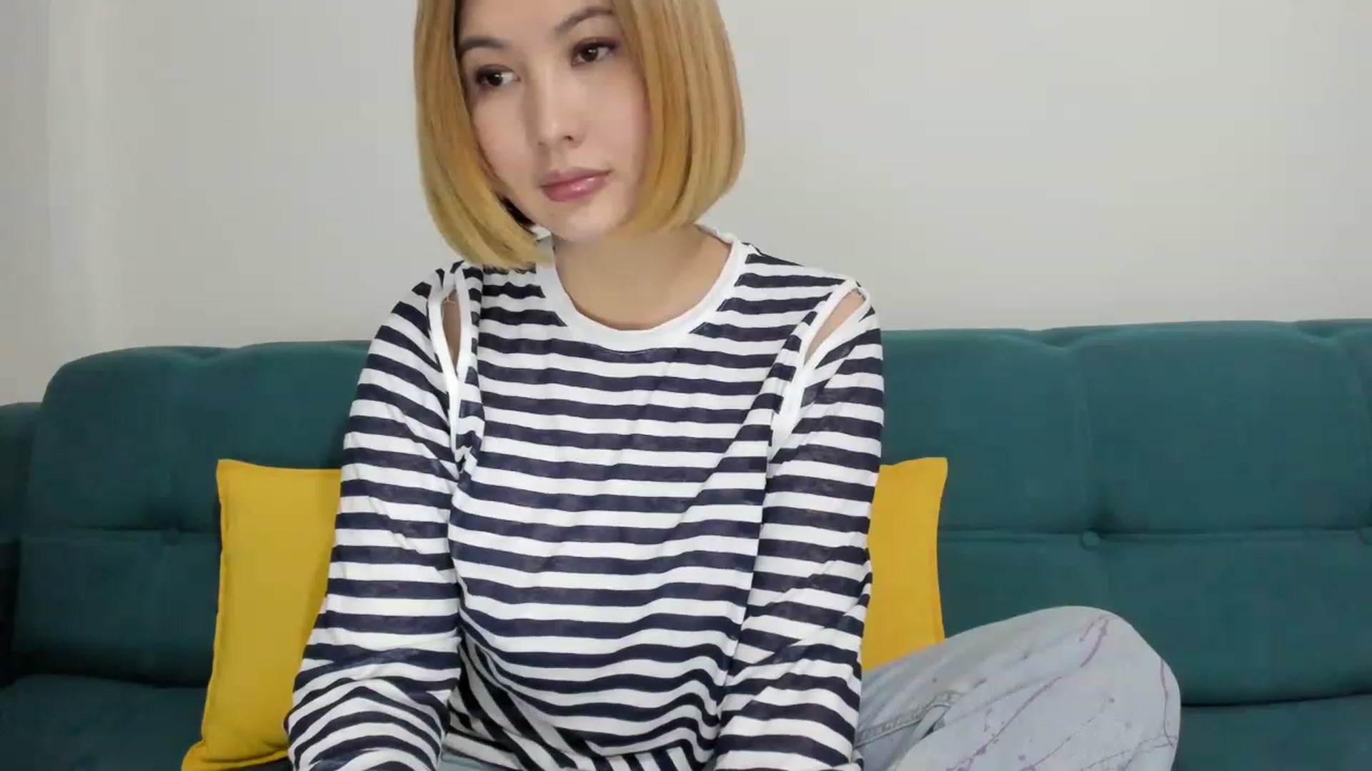 Gallery image thumbnail from Elfleurit's myfreecams stream on, 04/09/2023, 18:47 image 8 of 20