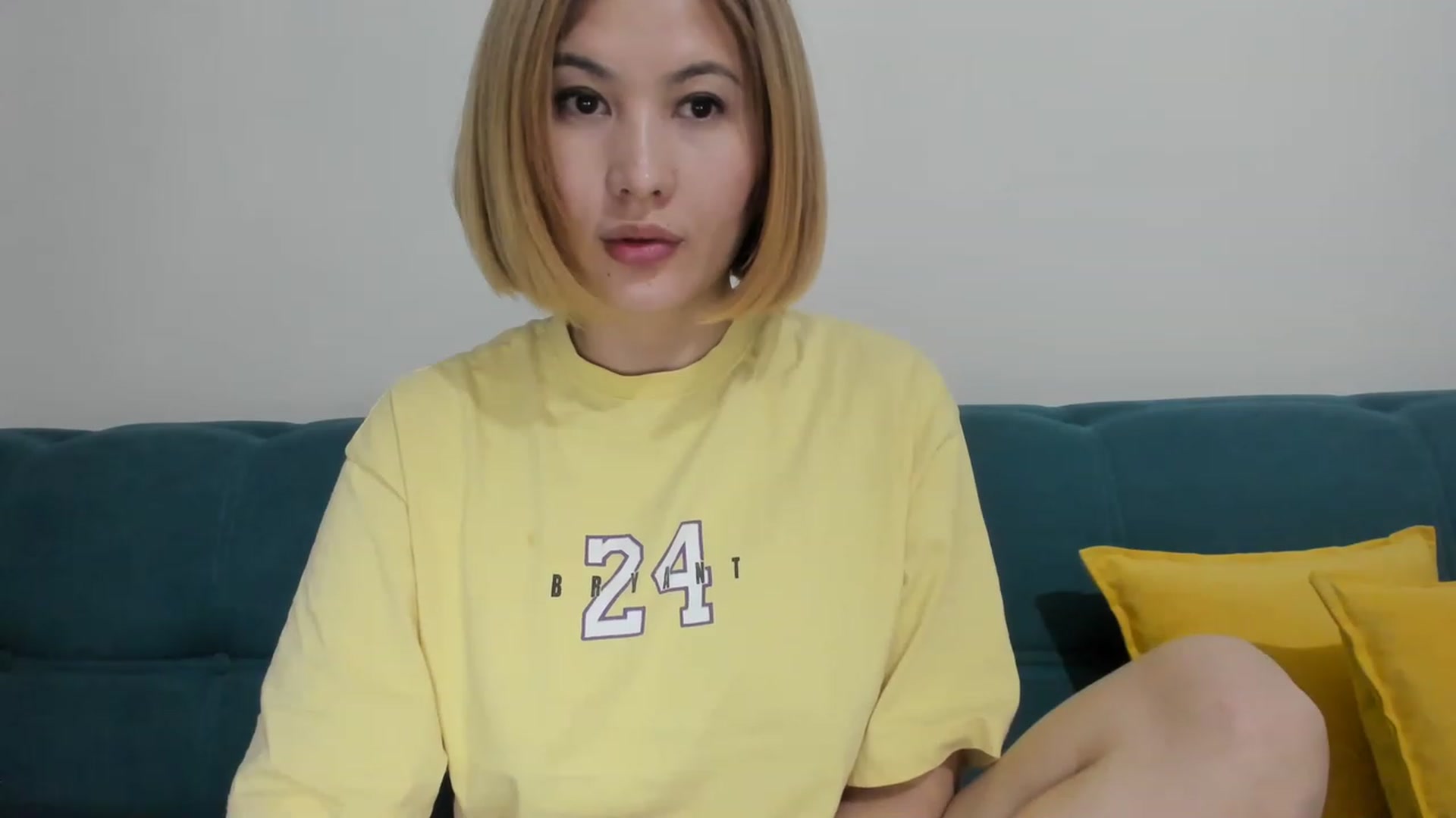 Gallery image thumbnail from Elfleurit's myfreecams stream on, 04/09/2023, 21:21 image 10 of 20