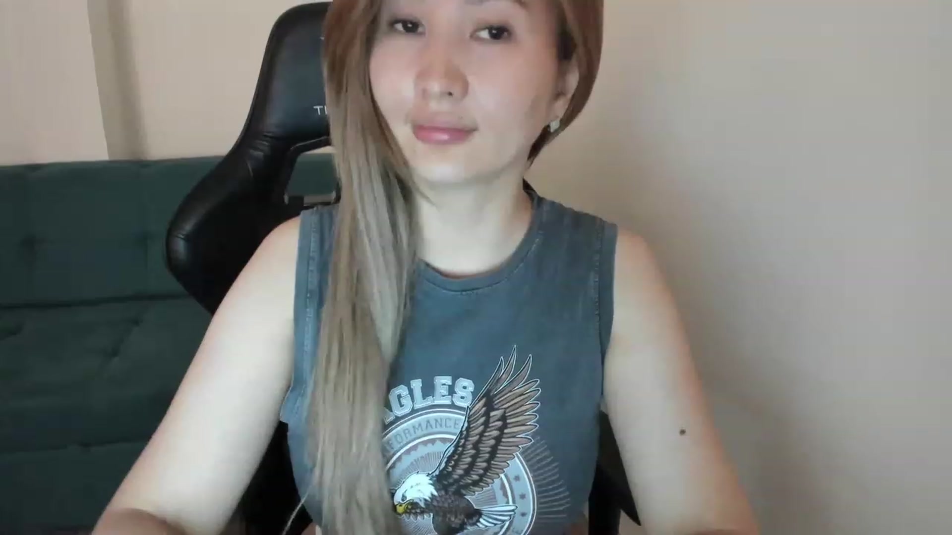 Gallery image thumbnail from Elfleurit's myfreecams stream on, 05/28/2023, 07:54 image 18 of 20