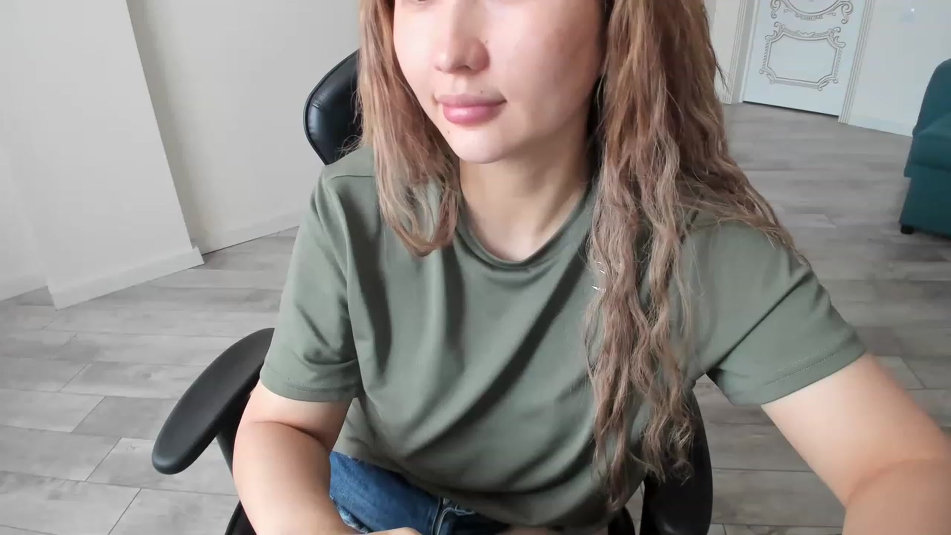 Gallery image thumbnail from Elfleurit's myfreecams stream on, 06/05/2023, 05:28 image 4 of 20