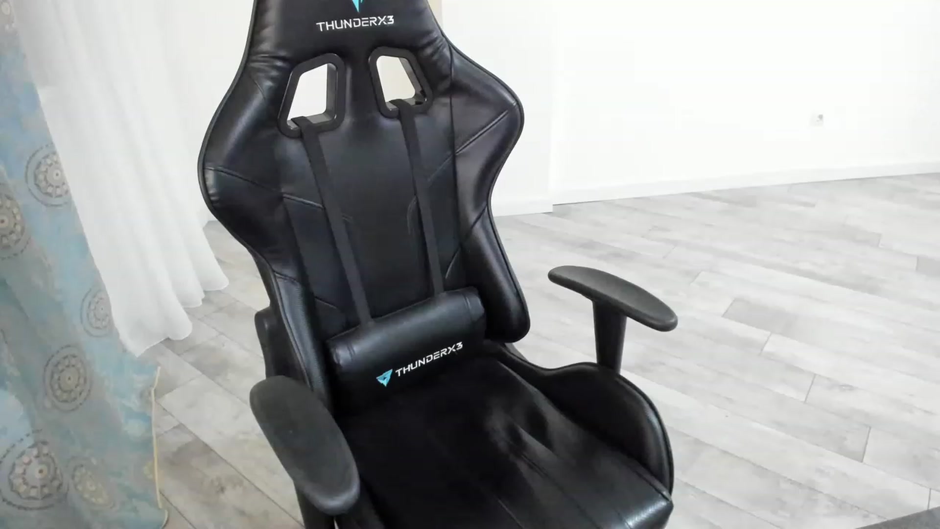 Gallery image thumbnail from Elfleurit's myfreecams stream on, 06/06/2023, 19:04 image 9 of 20