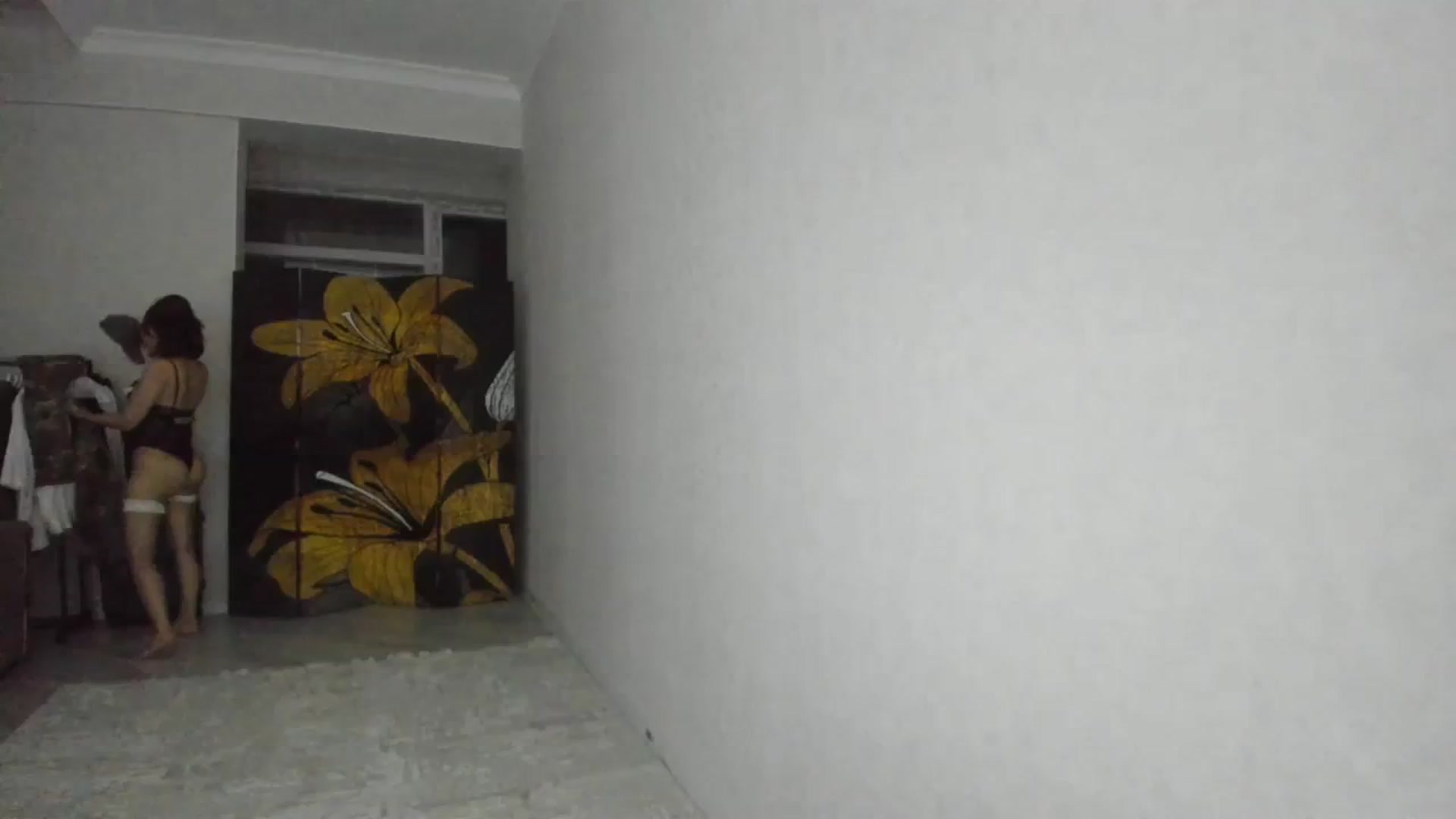 Gallery image thumbnail from Elfleurit's myfreecams stream on, 09/05/2023, 18:50 image 4 of 20